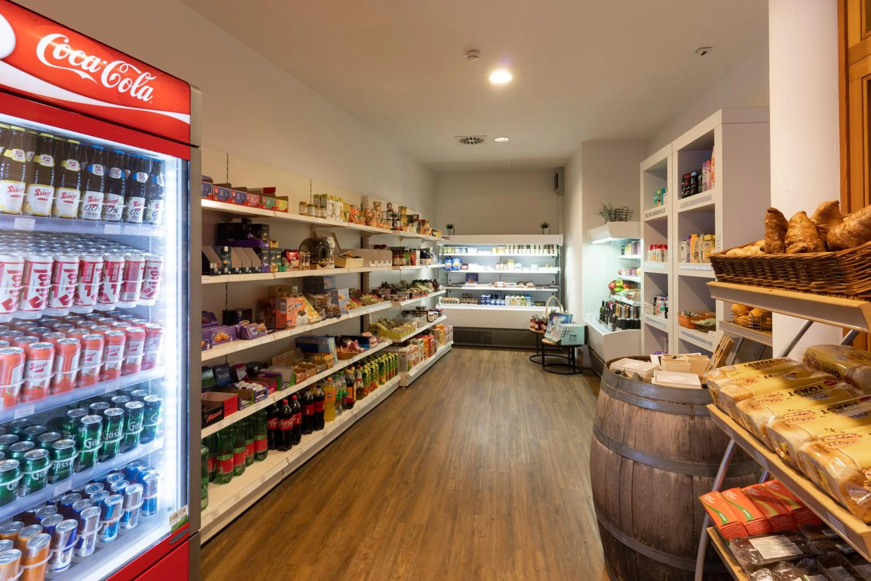 On-site shops in Dormio Resort Obertraun