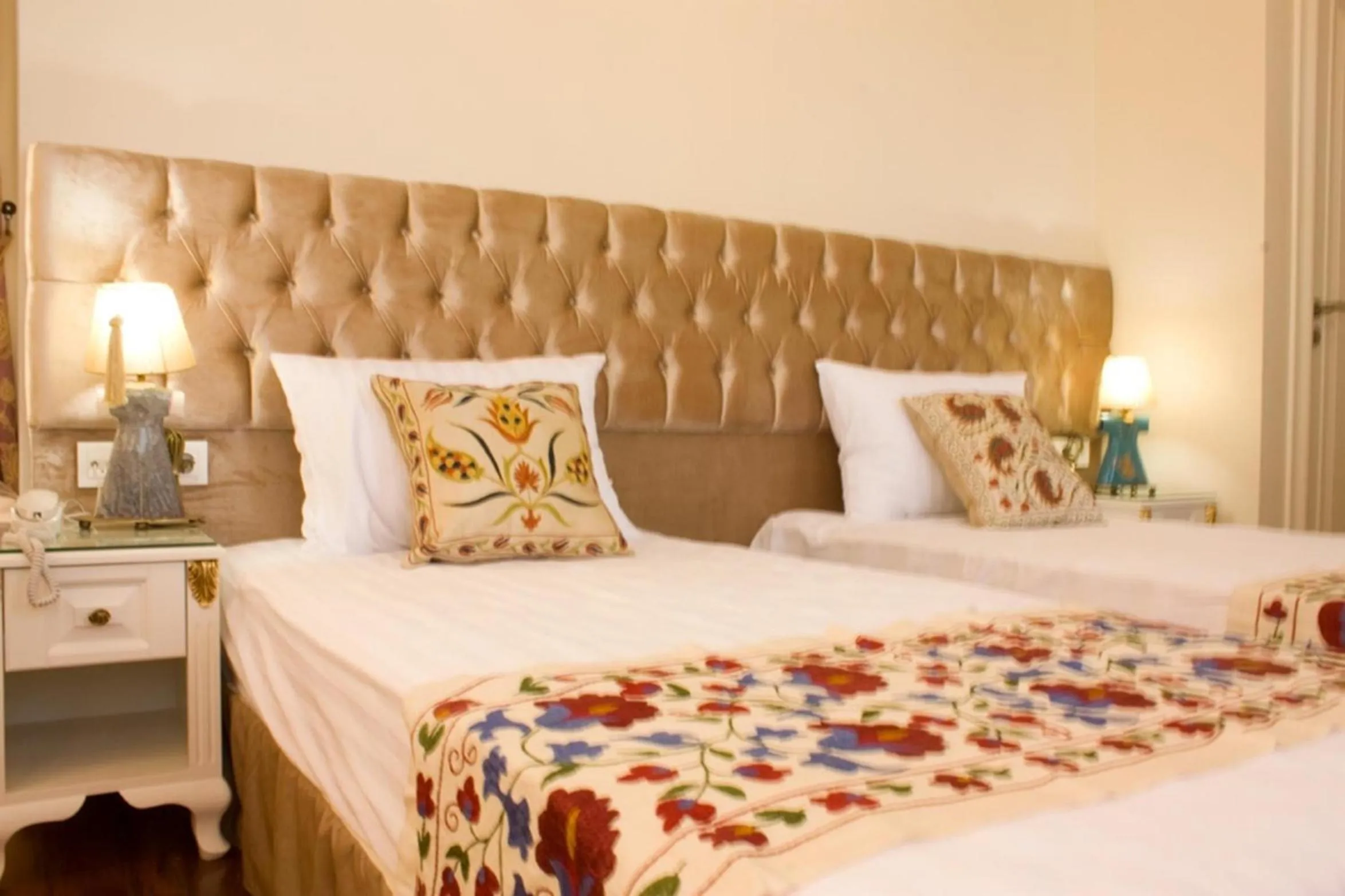 Photo of the whole room, Bed in Ersari Hotel