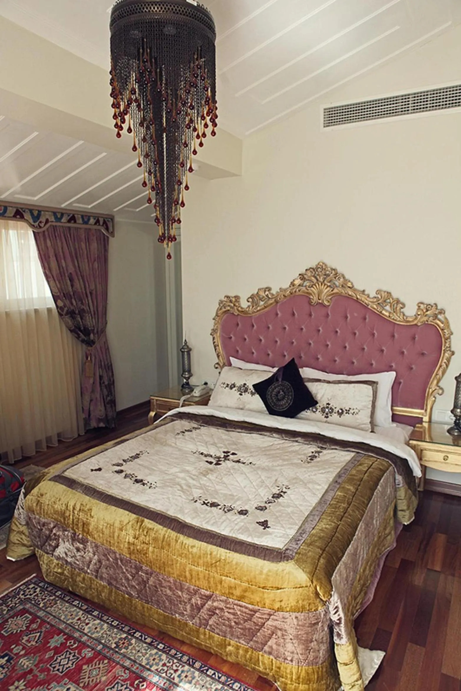 Bed in Ersari Hotel