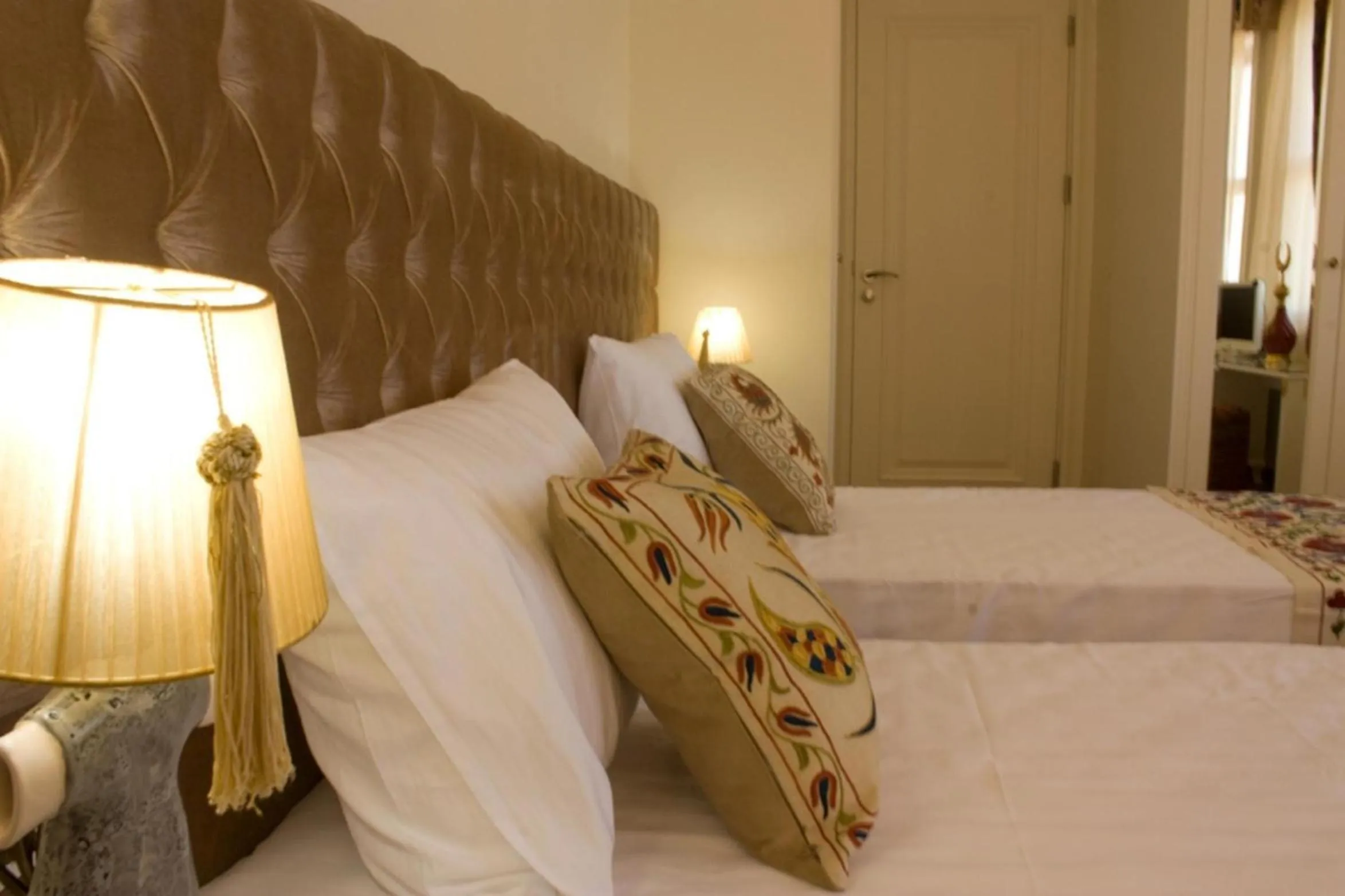 Photo of the whole room, Bed in Ersari Hotel