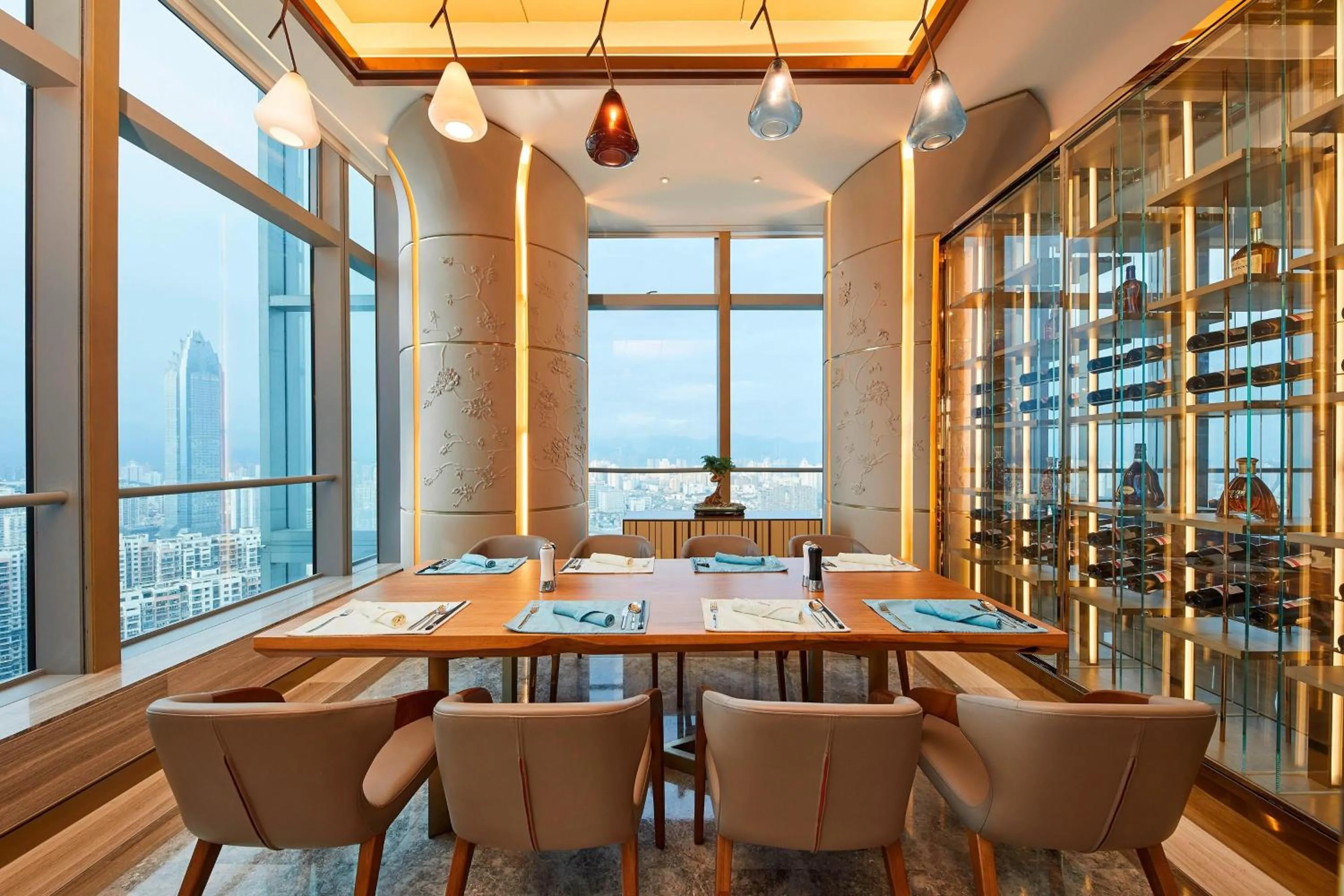 Restaurant/places to eat in The Westin Wenzhou