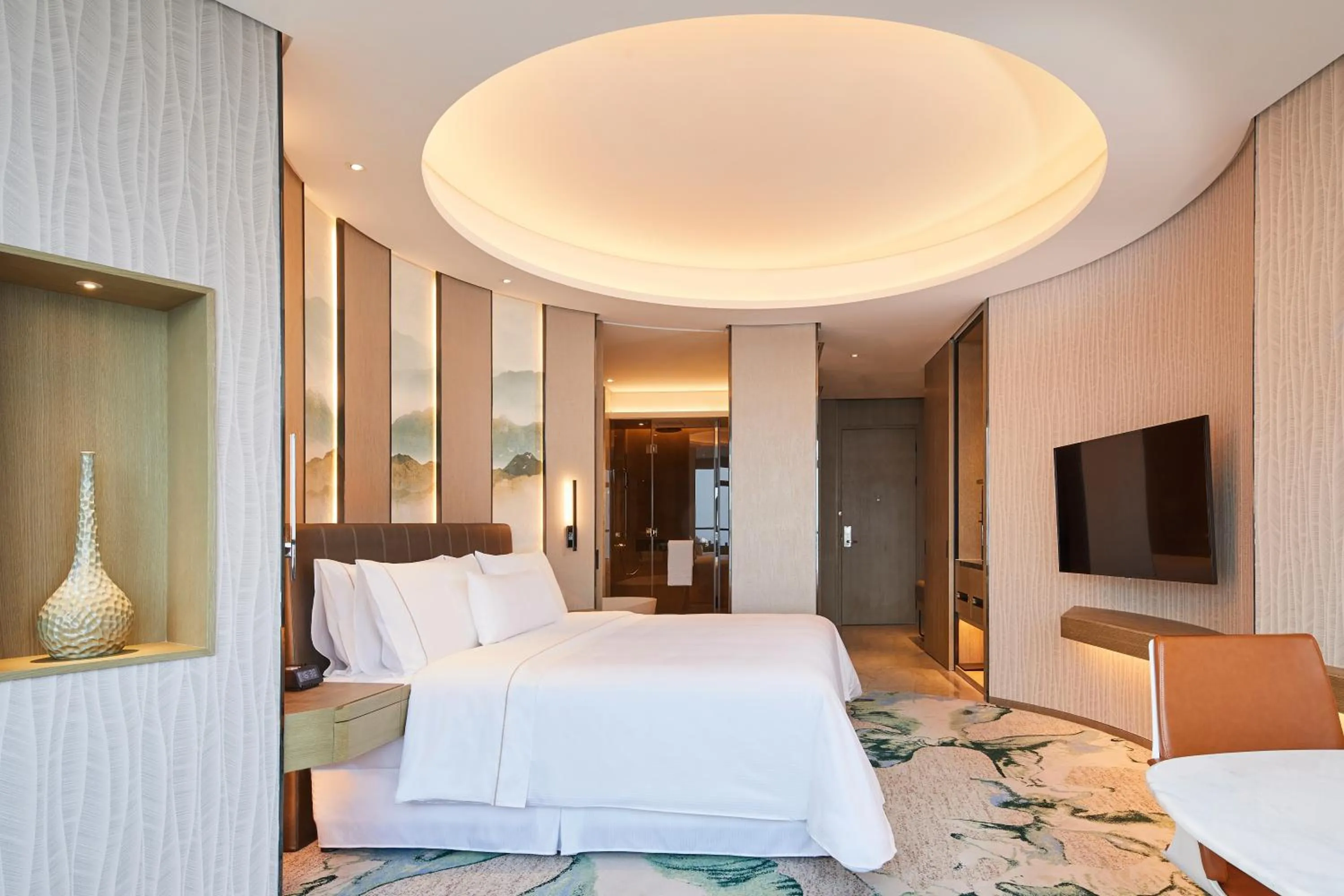 Photo of the whole room, Bed in The Westin Wenzhou