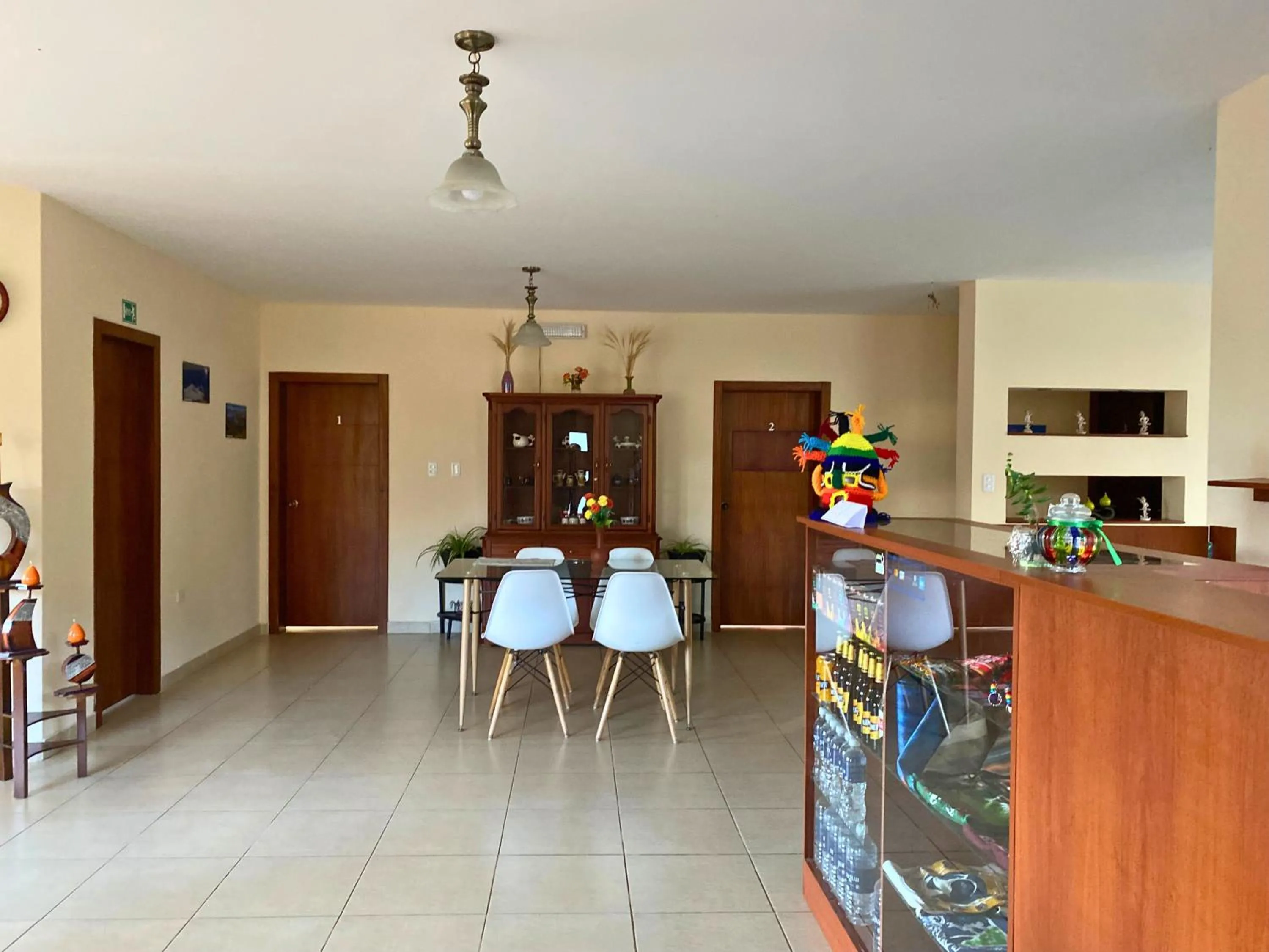 Dining area in Las Hortensia's Casa De Huespedes