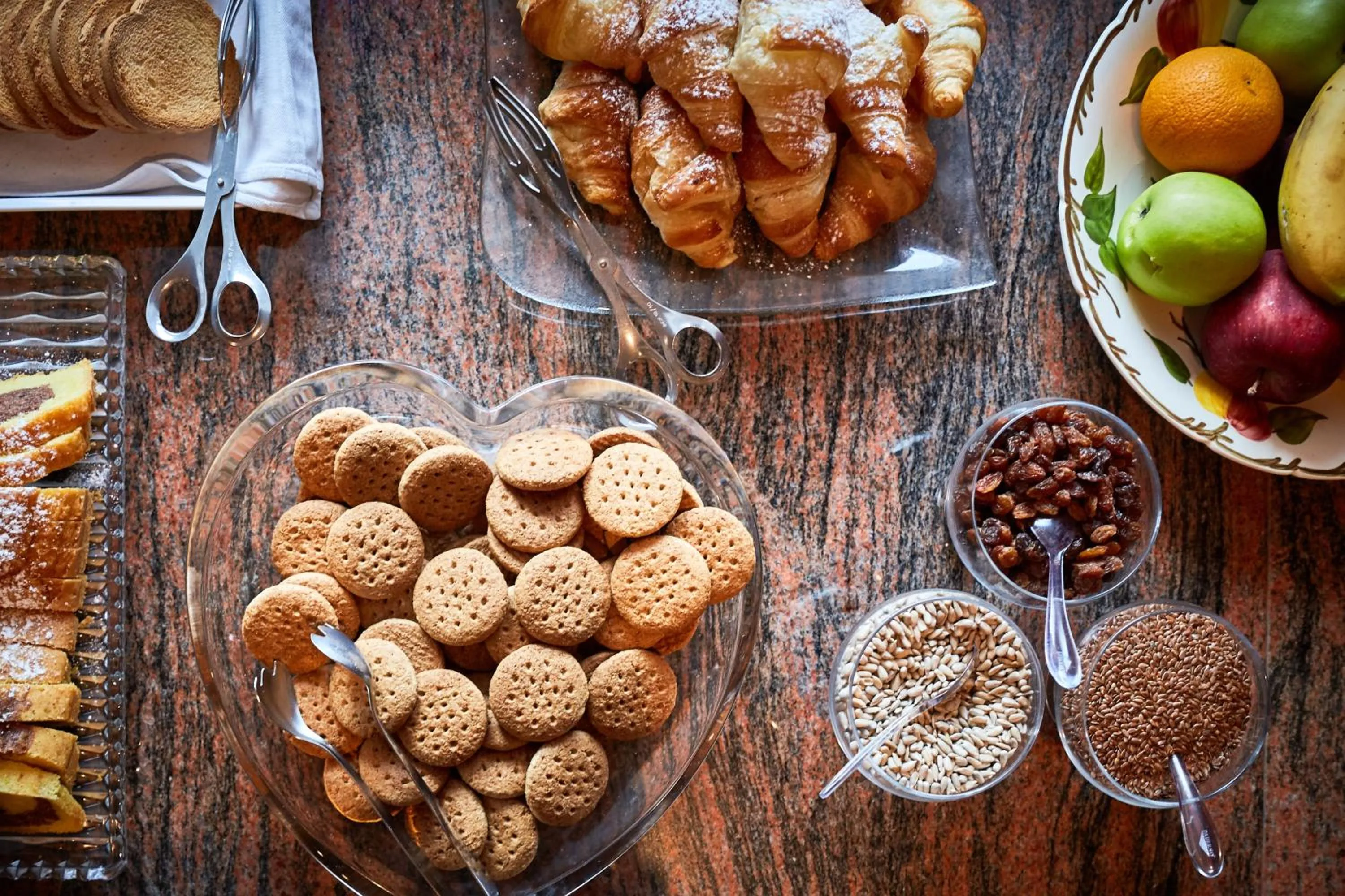 Buffet breakfast in Alpenhotel Schönwald Superior