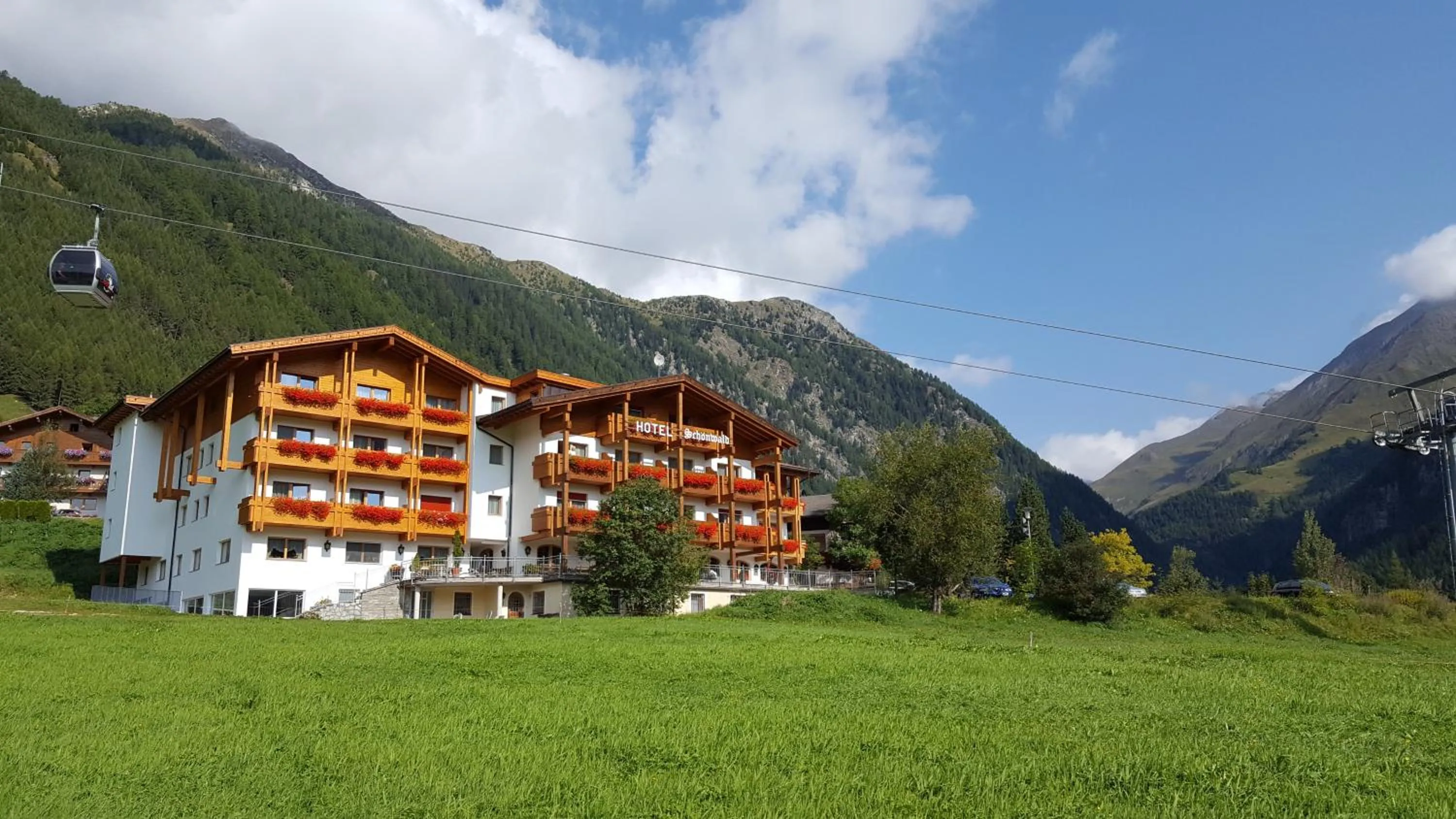 Property building in Alpenhotel Schönwald Superior