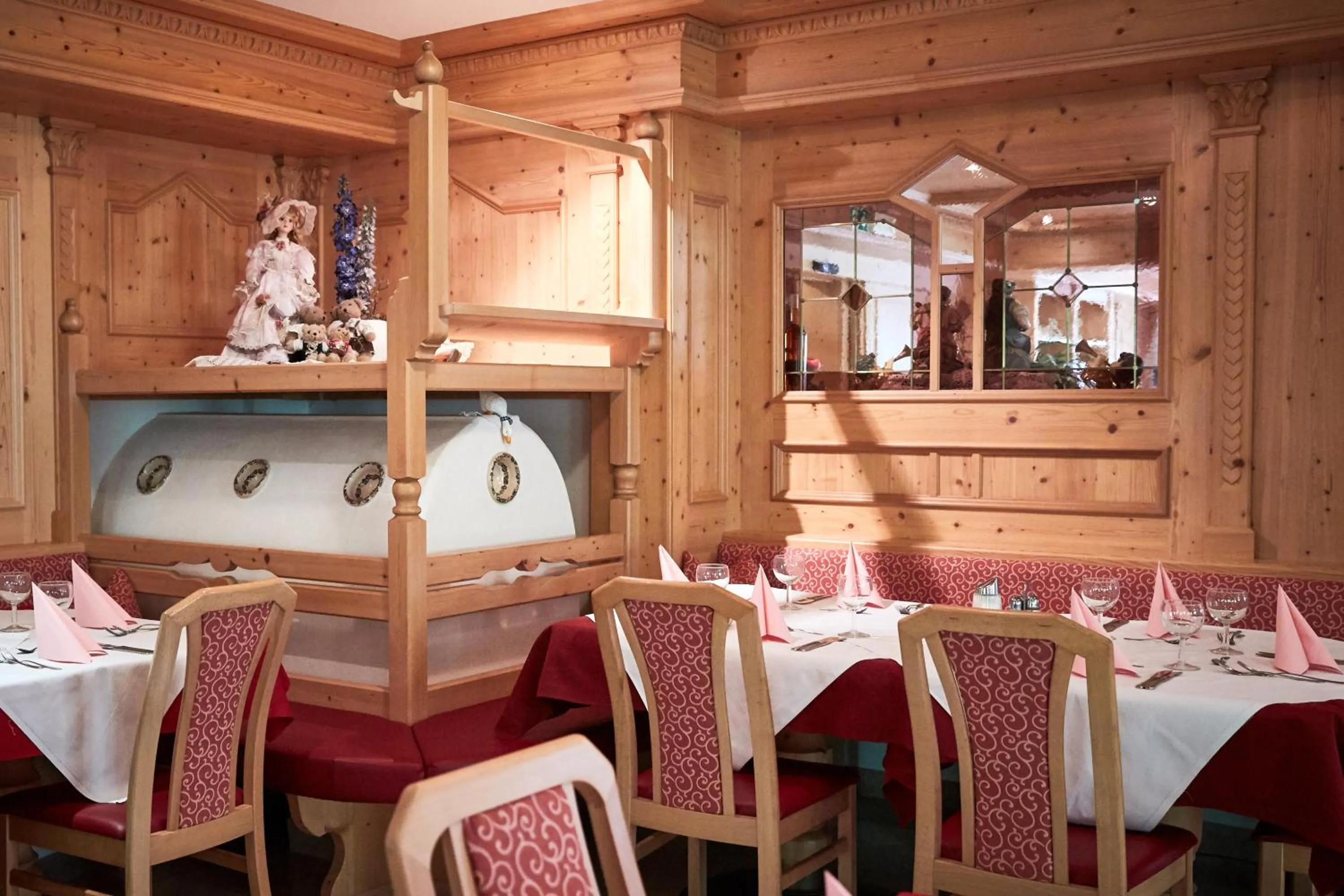 Restaurant/places to eat in Alpenhotel Schönwald Superior