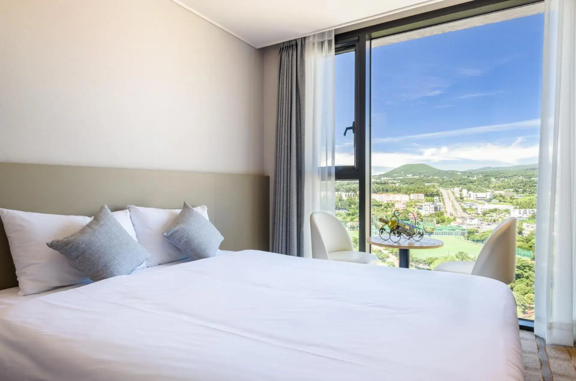 Standard Double Room in Shin Shin Hotel Cheonjiyeon Standard Double Room in Shin Shin Hotel Cheonjiyeon