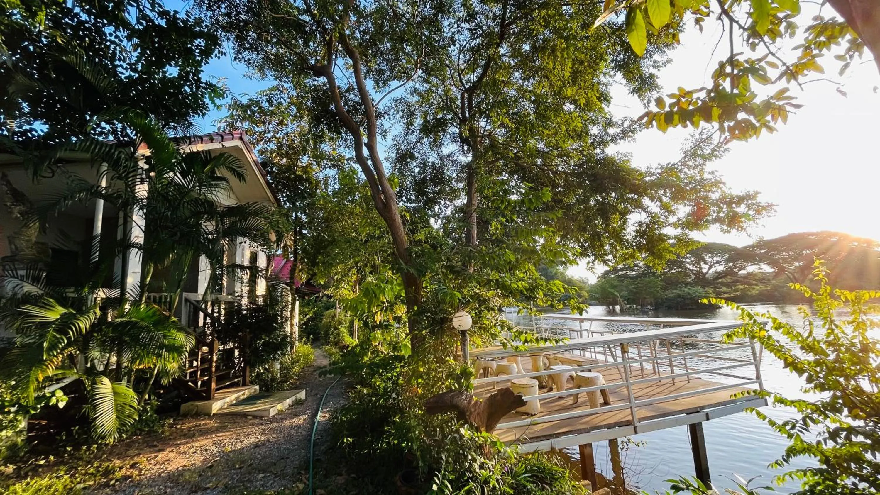 Moon River Resort Phimai