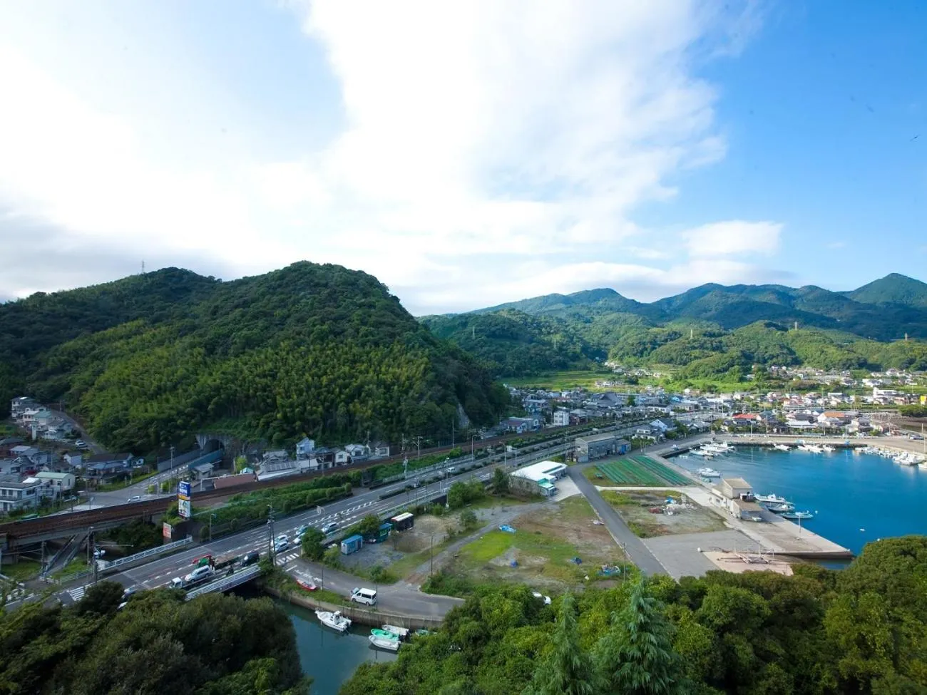 Mountain view, Bird's-eye View in Beppuwan Royal Hotel