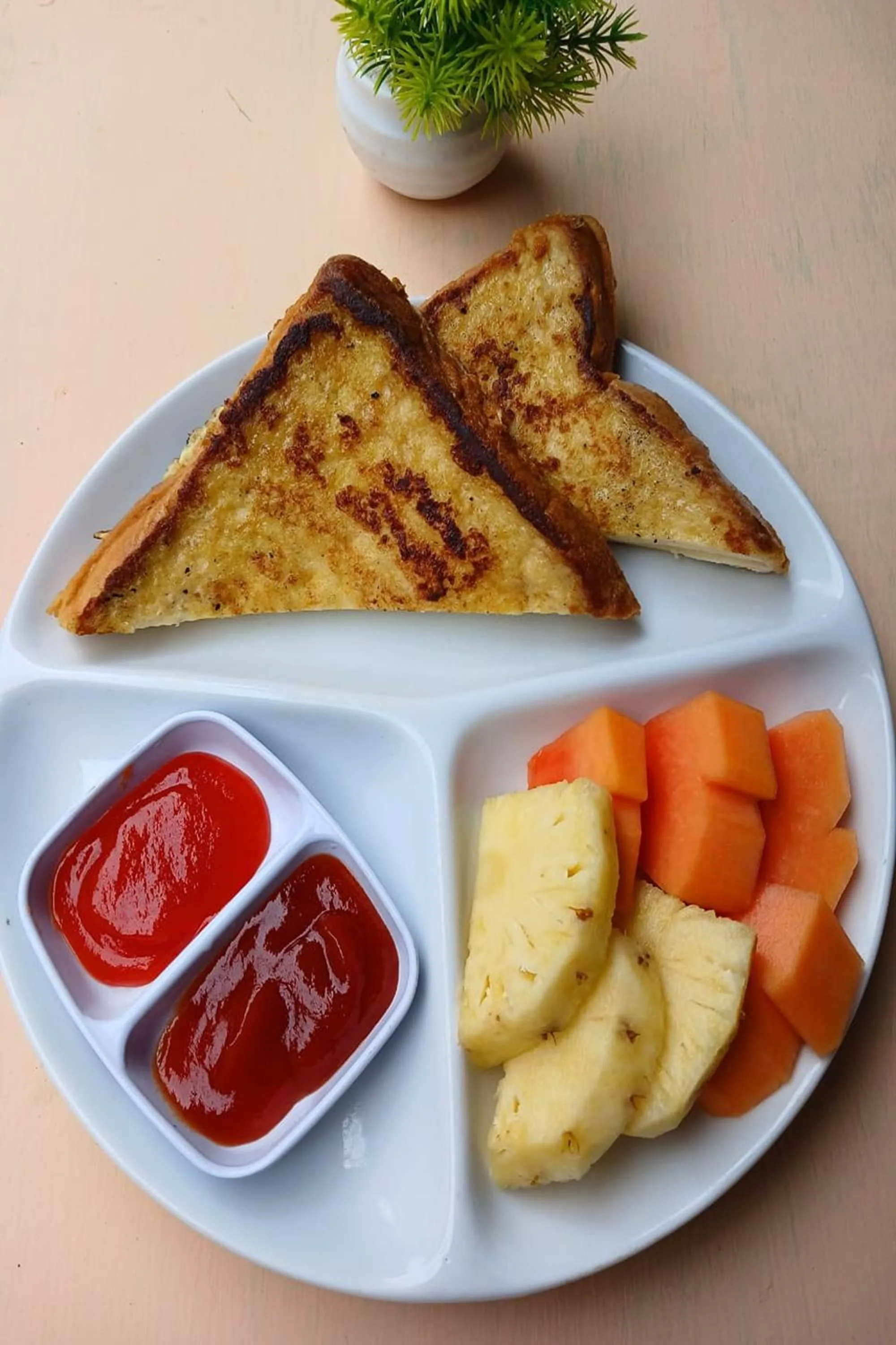 Breakfast, Food in Downtown Monkey Forest Hostel