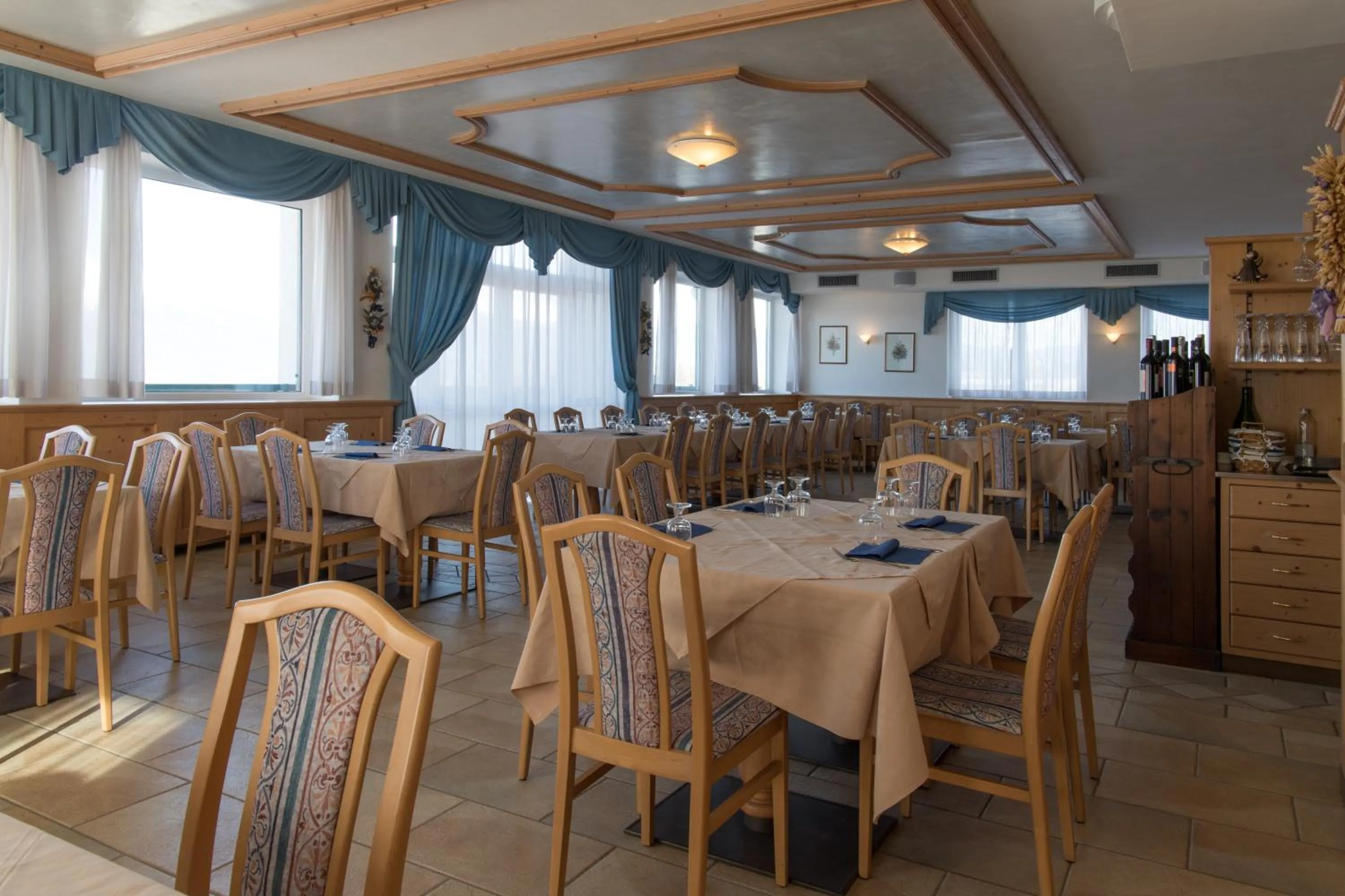 Restaurant/Places to Eat in Hotel Antica Torre