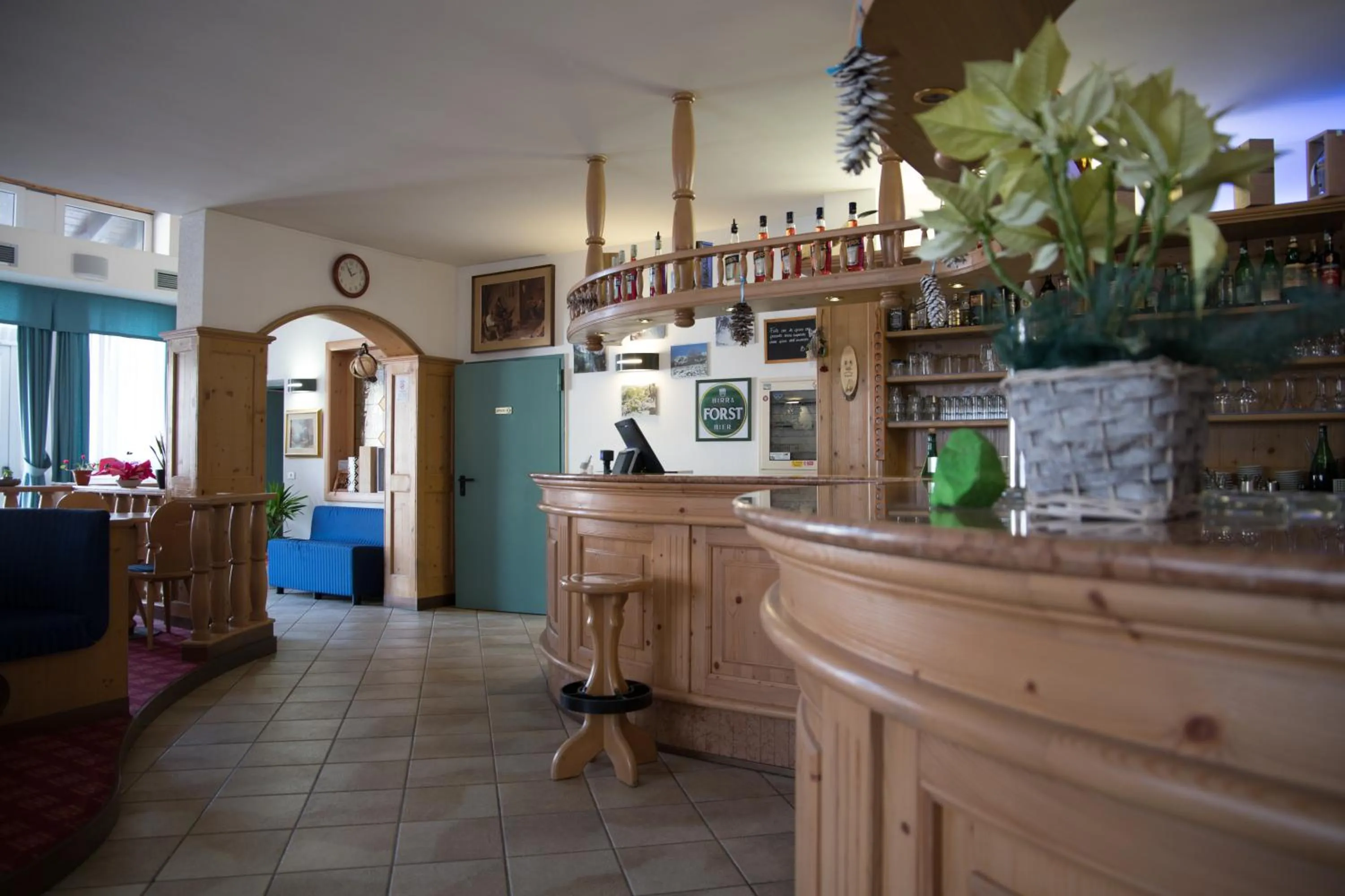 Lounge or bar, Lobby/Reception in Hotel Antica Torre