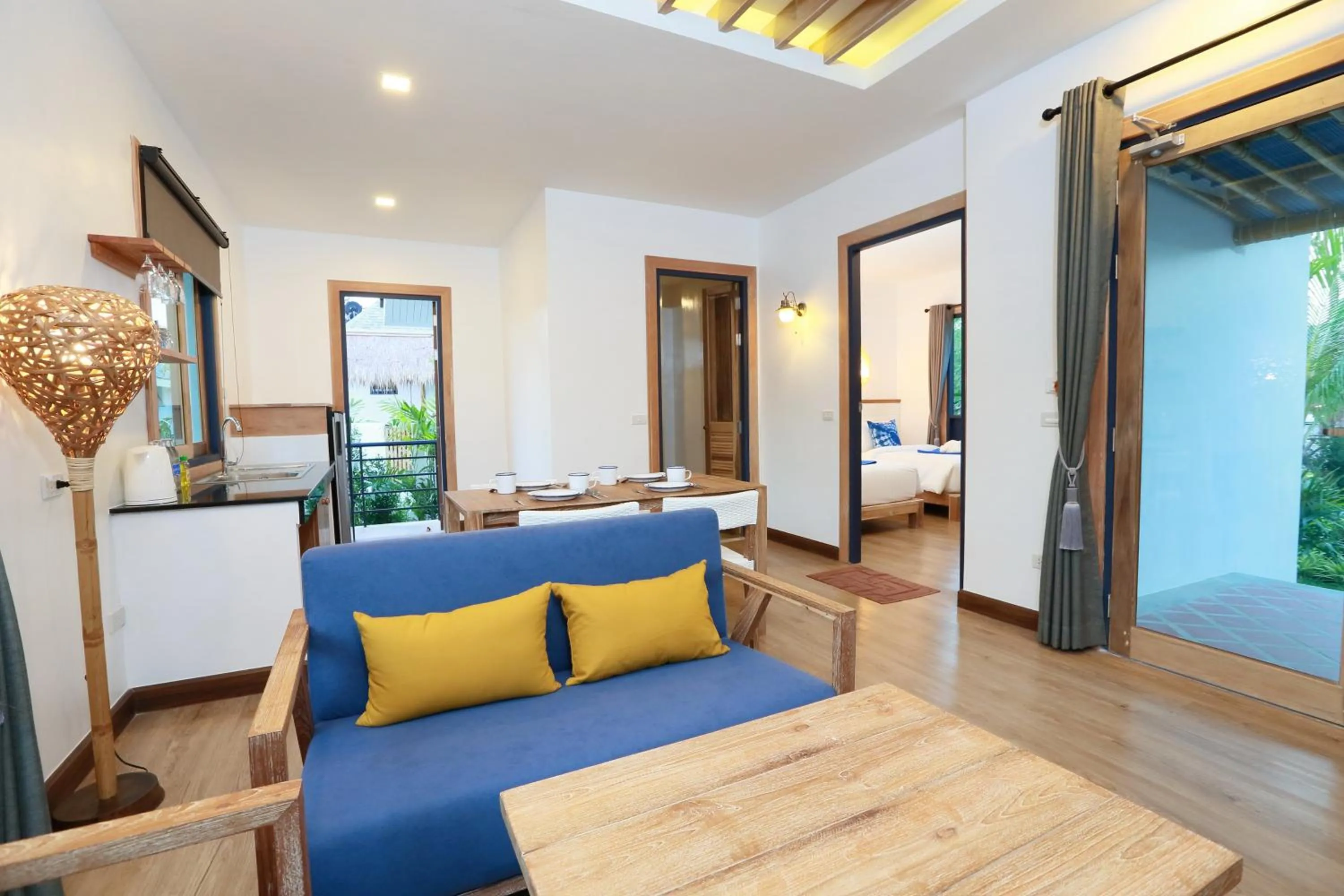 Living room, Bed in Lanta Casa Blanca