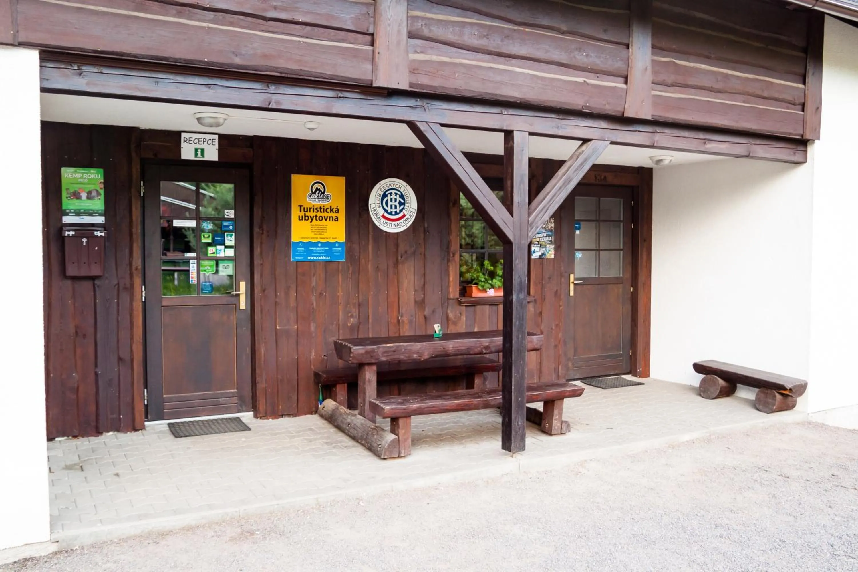 Facade/entrance in Turisticka ubytovna Cakle