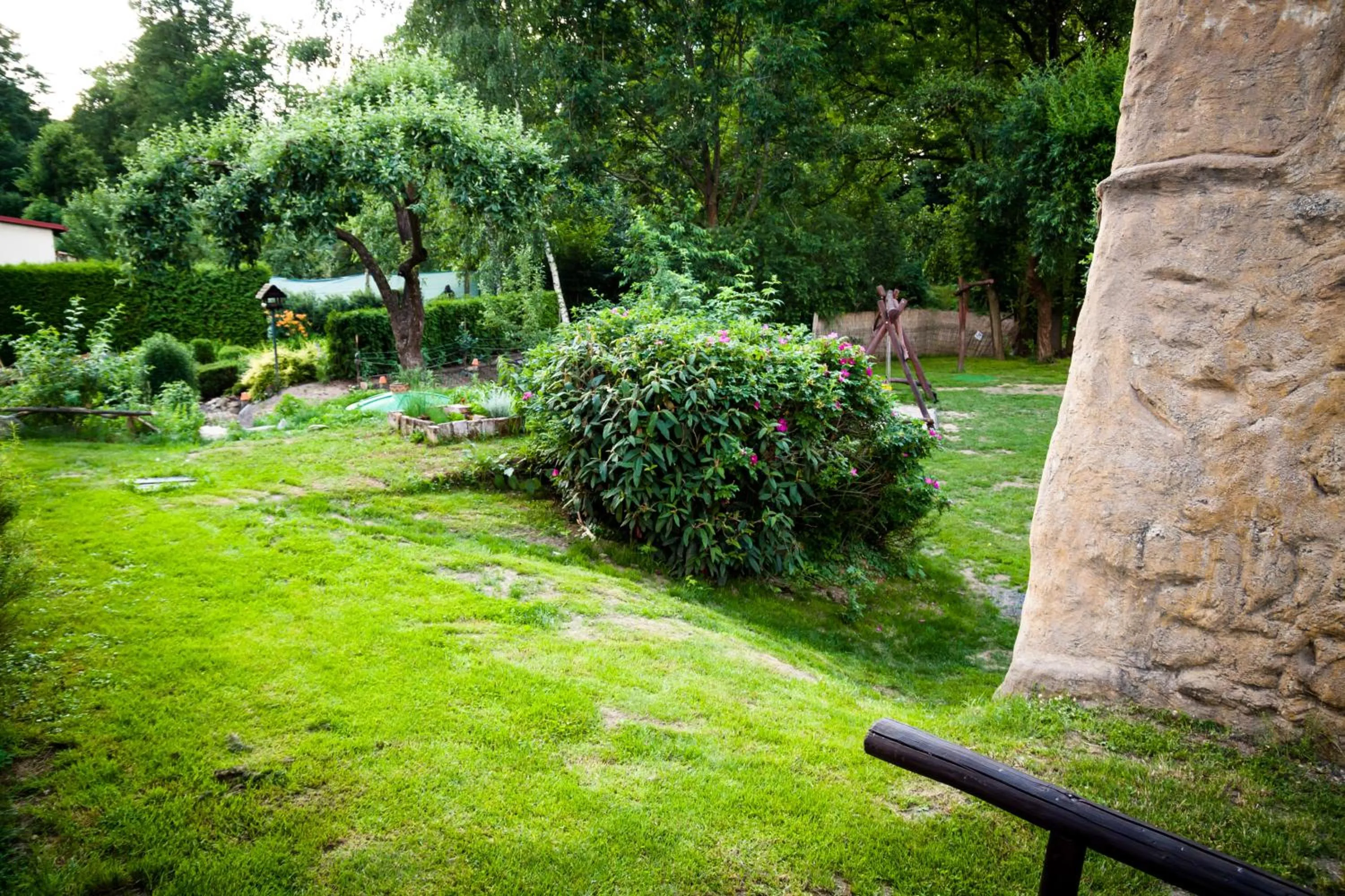 Decorative detail in Turisticka ubytovna Cakle