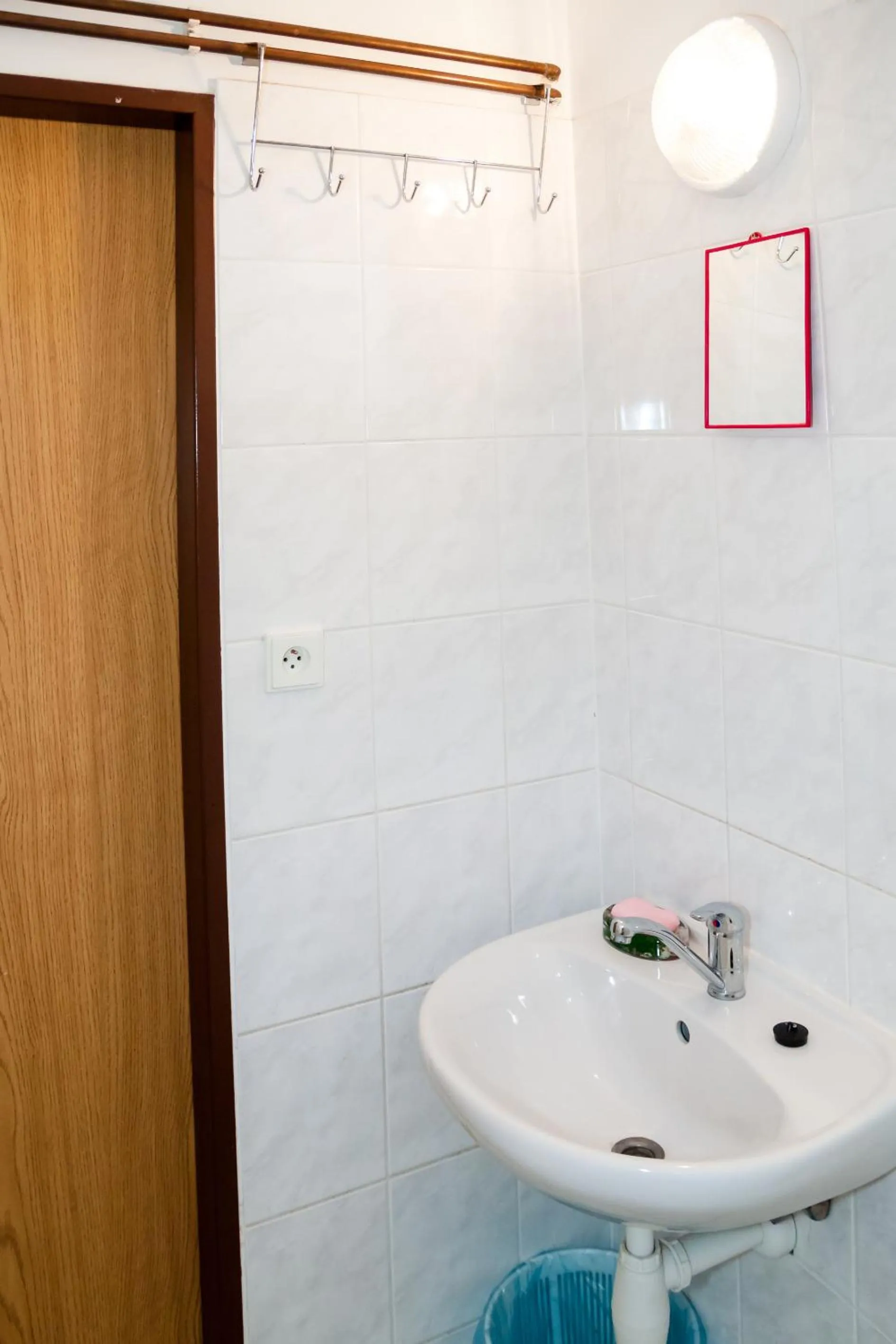 Shower in Turisticka ubytovna Cakle