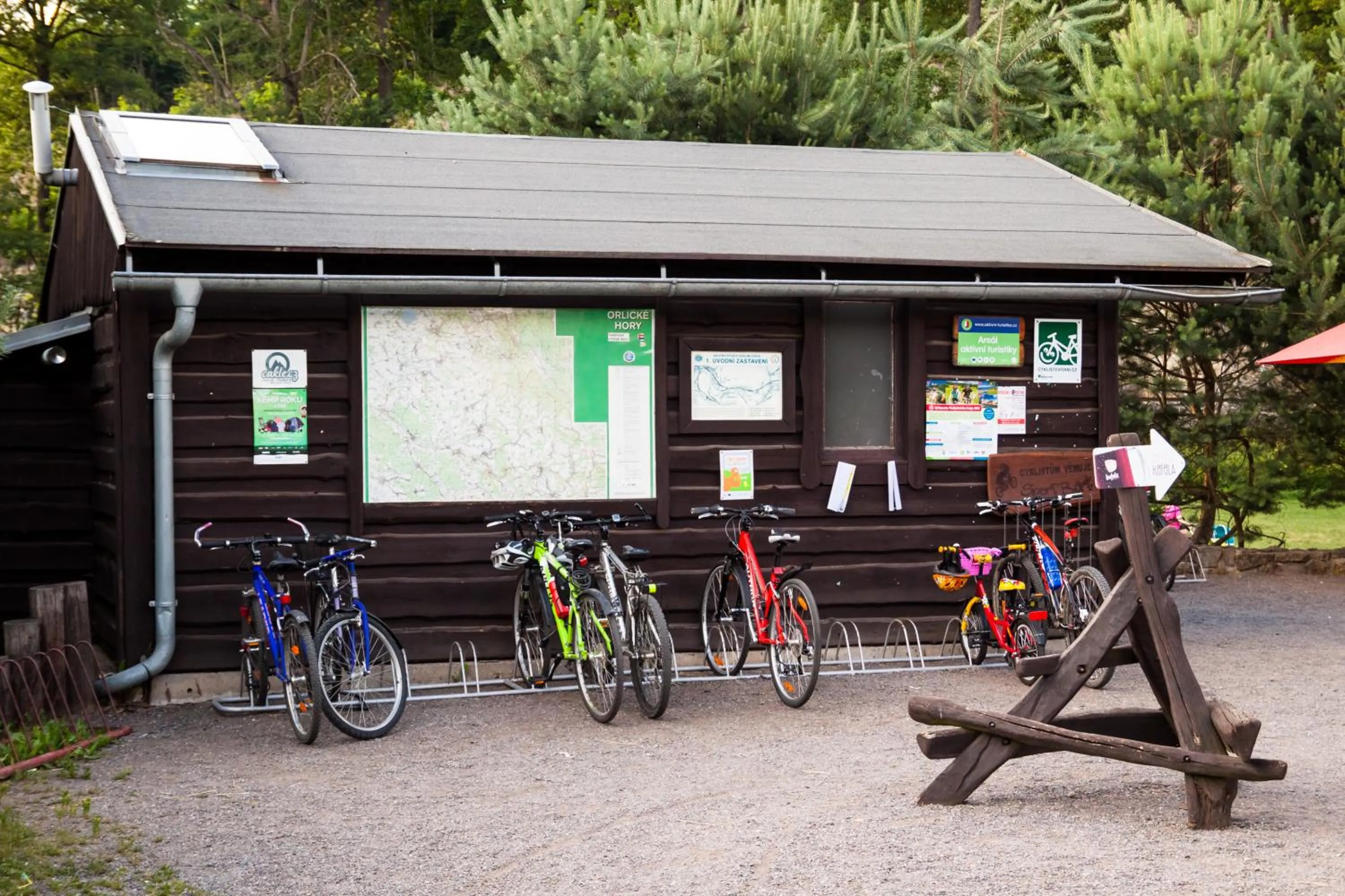 Area and facilities in Turisticka ubytovna Cakle