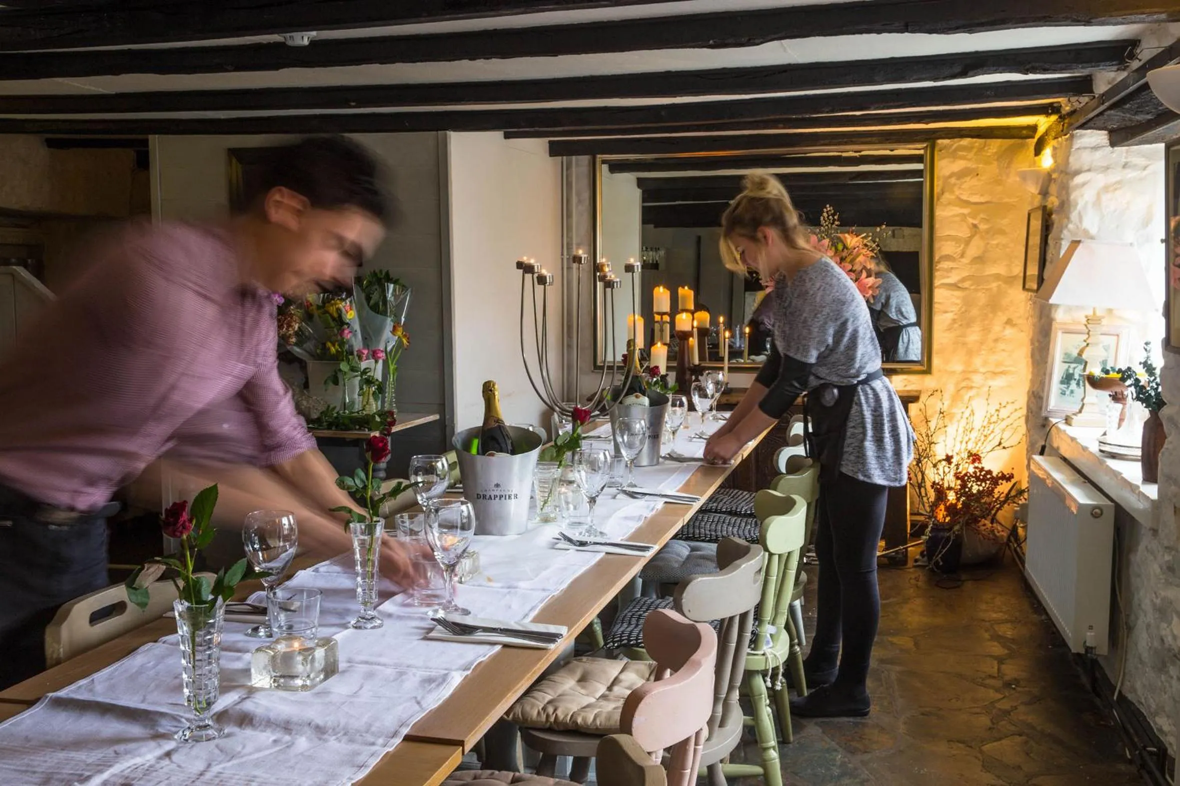 Restaurant/places to eat in The Cott Inn