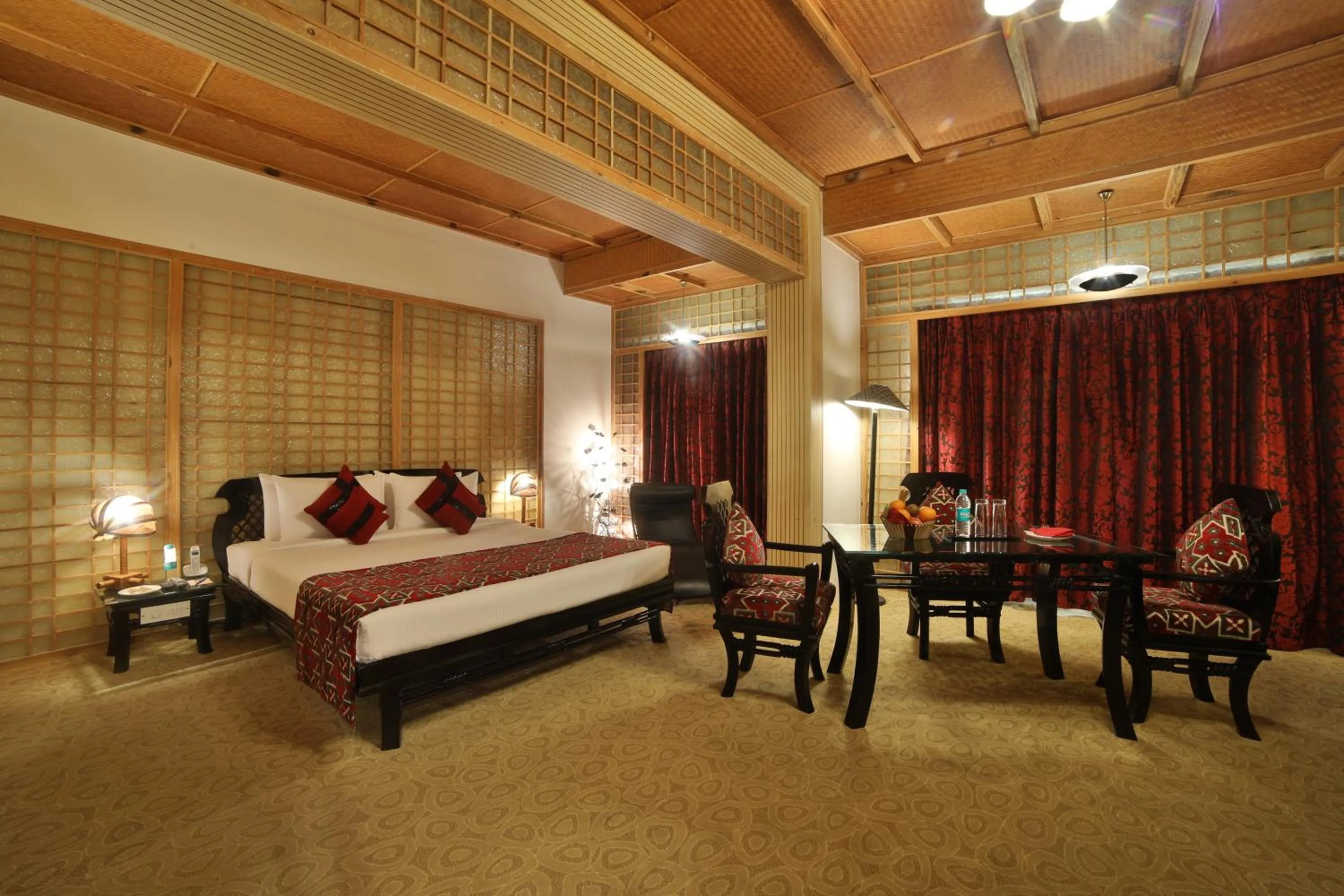 Bed in Ramoji Film City- Sitara Luxury Hotel