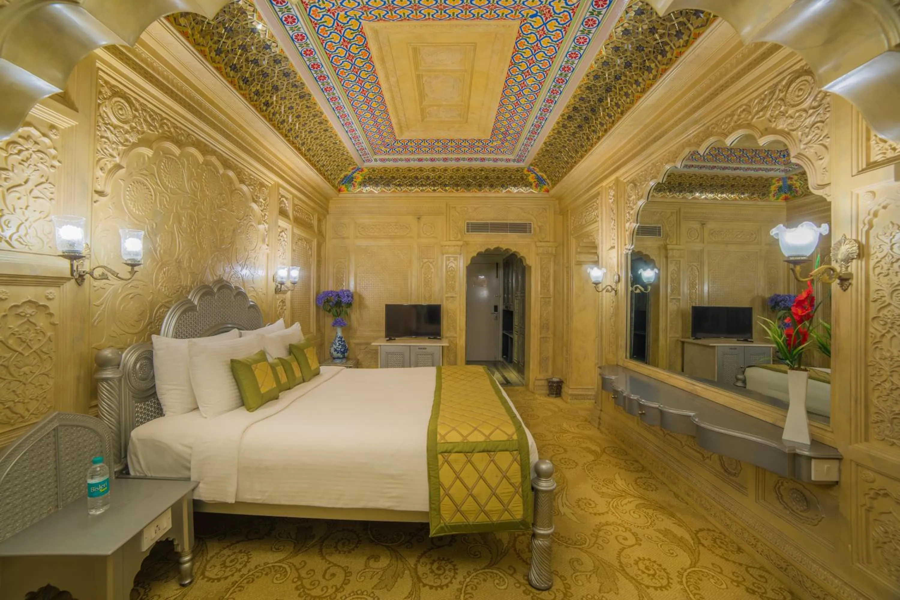 Bed in Ramoji Film City- Sitara Luxury Hotel