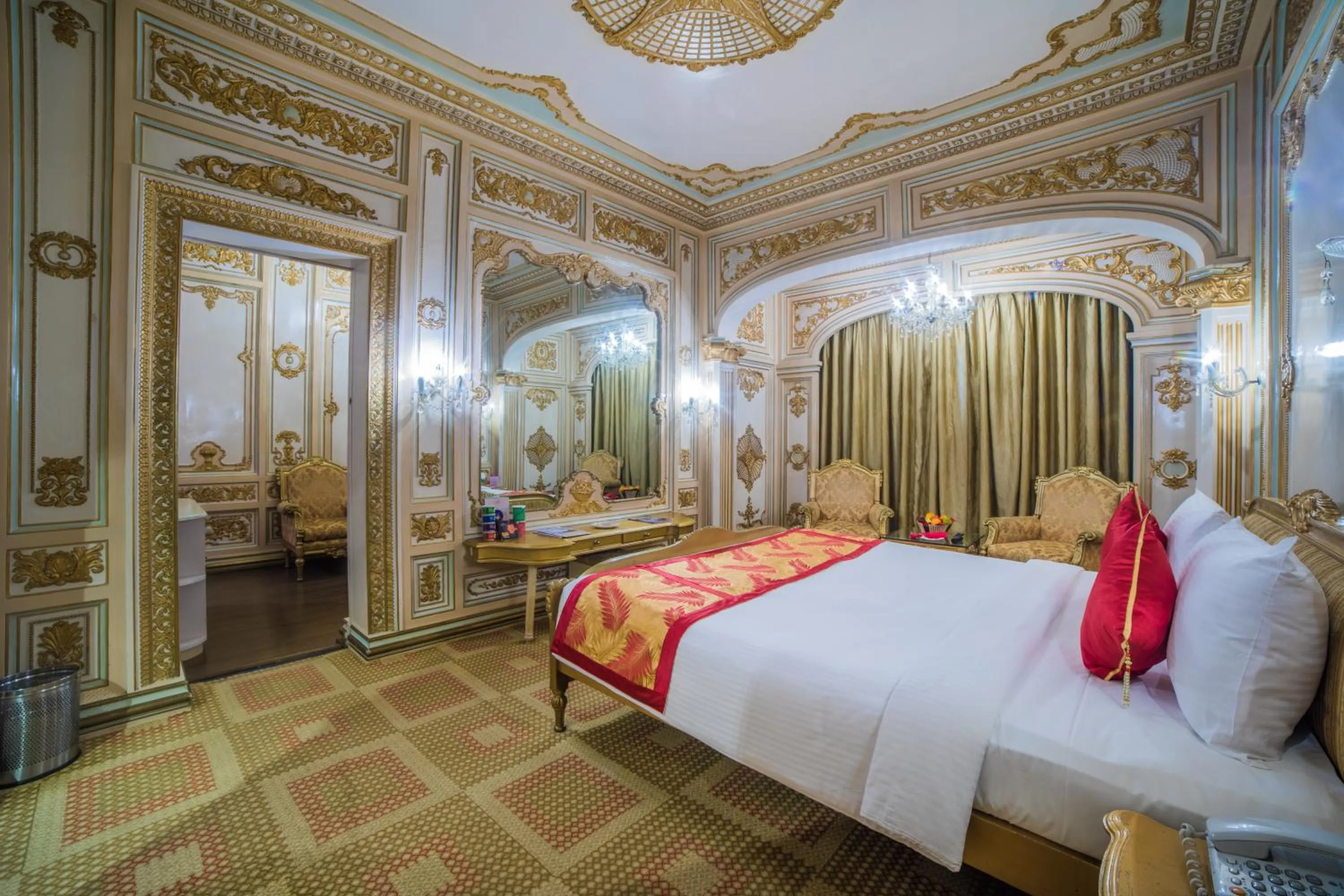 Bed in Ramoji Film City- Sitara Luxury Hotel