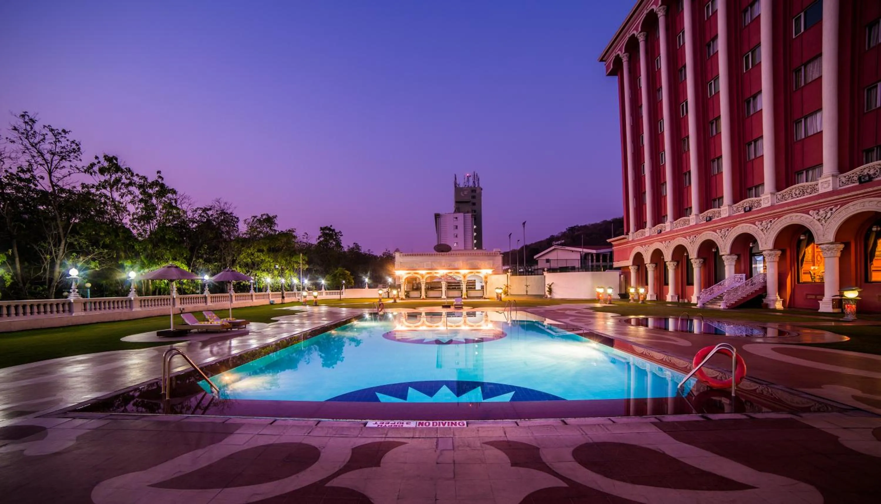 Swimming pool in Ramoji Film City- Sitara Luxury Hotel