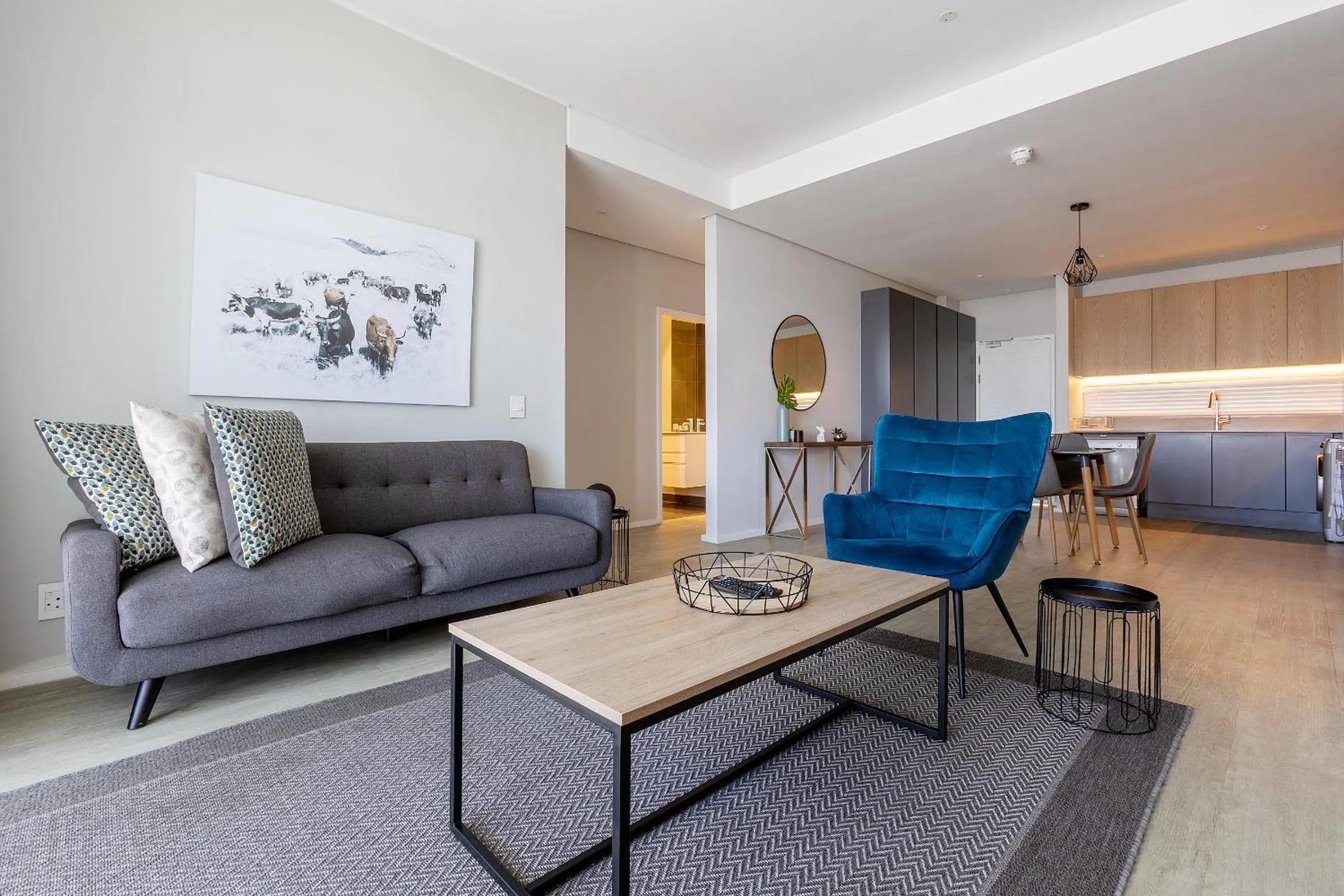 Axis Luxury Apartments by Century City Hotels