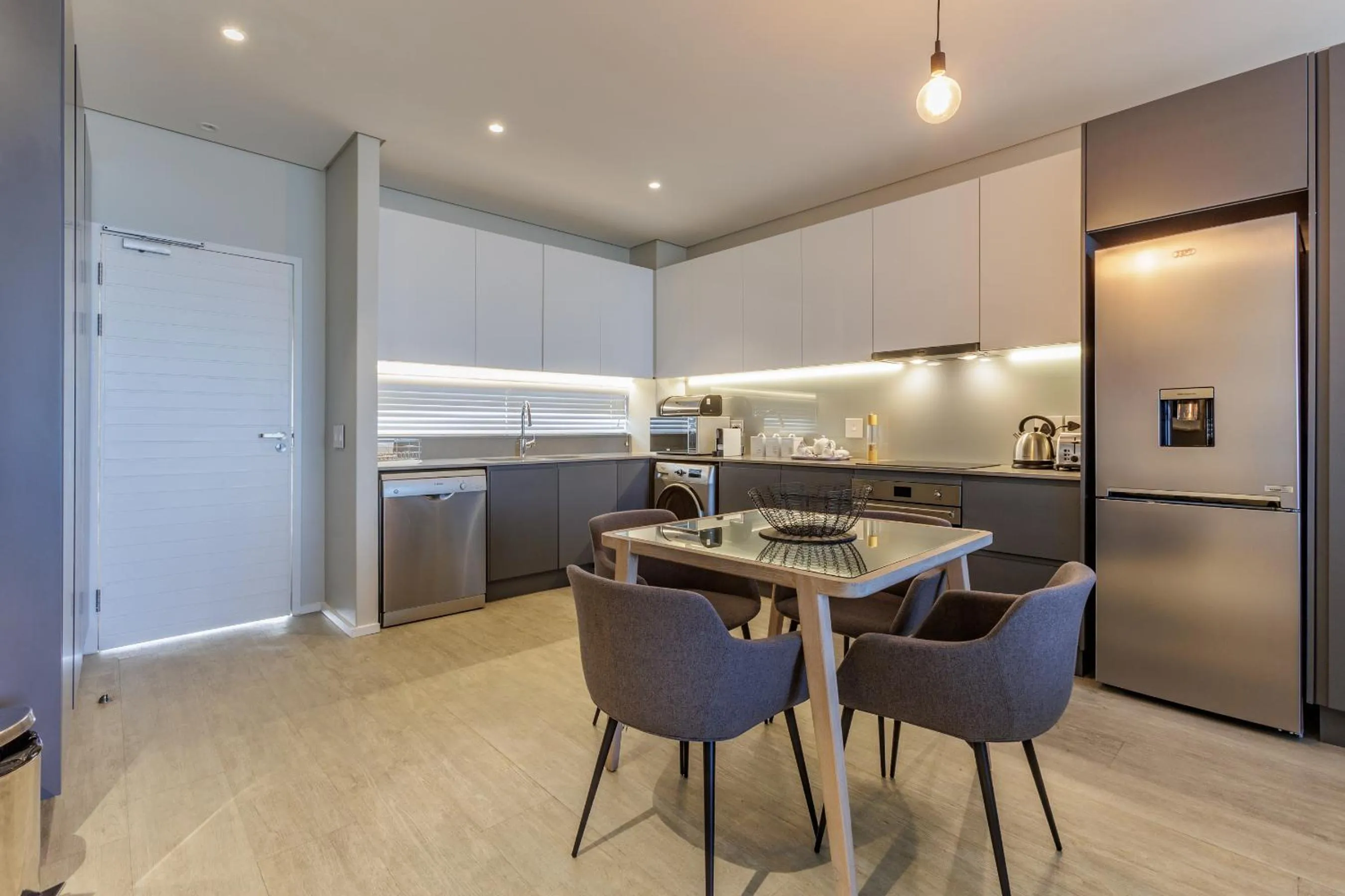 Axis Luxury Apartments by Century City Hotels