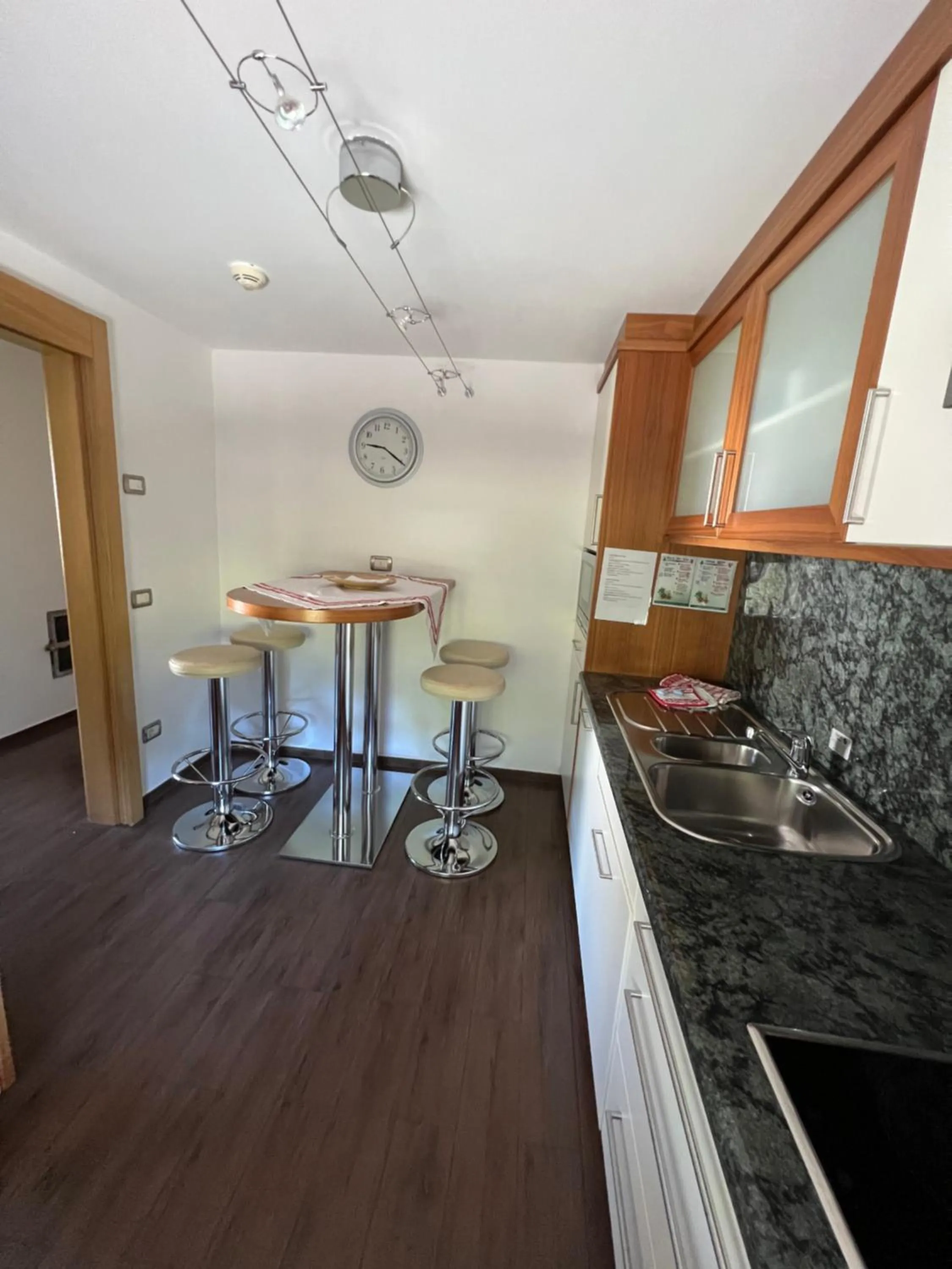 Kitchen or kitchenette in Garnì Villa Erna