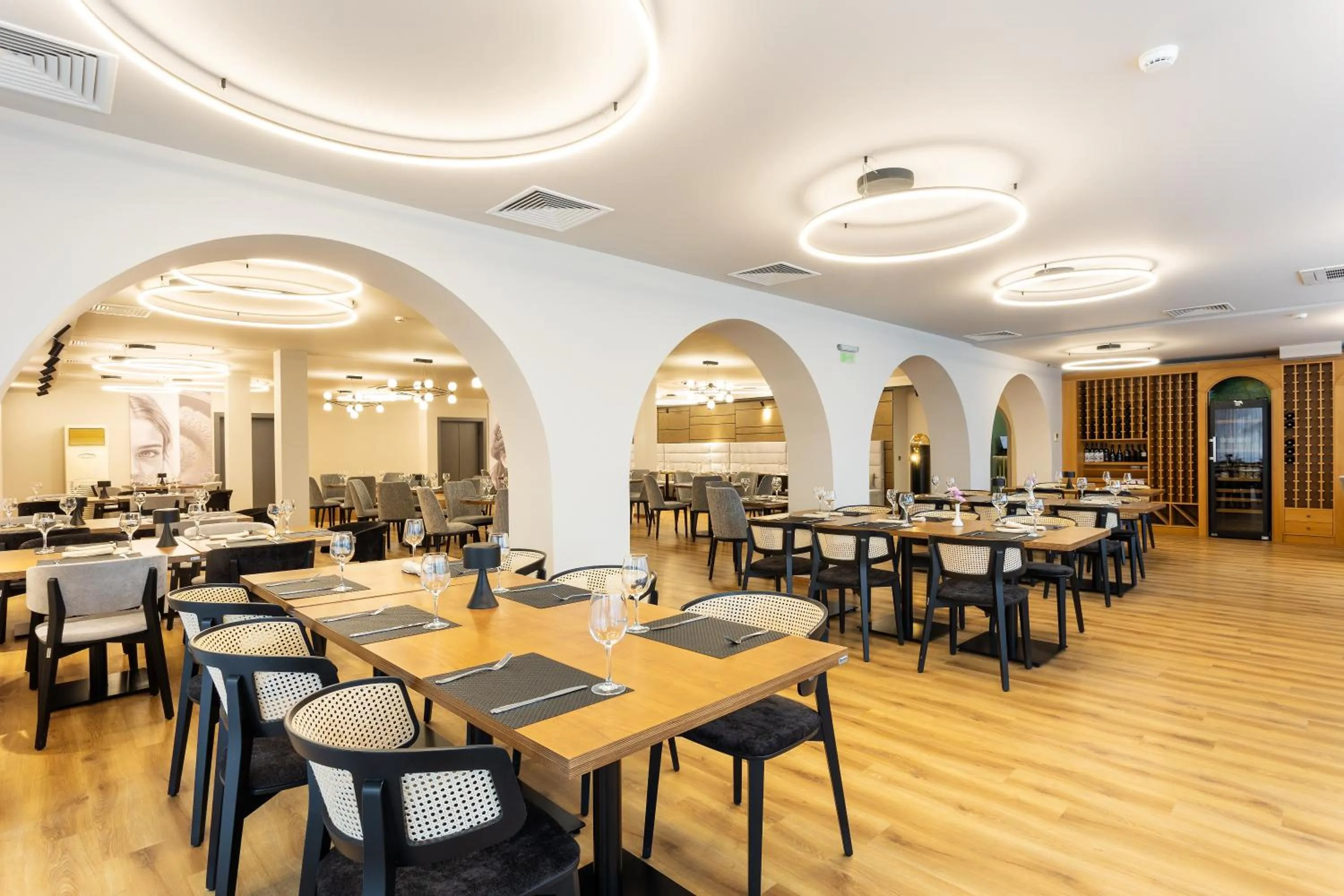 Restaurant/places to eat in Kamengrad Hotel & SPA