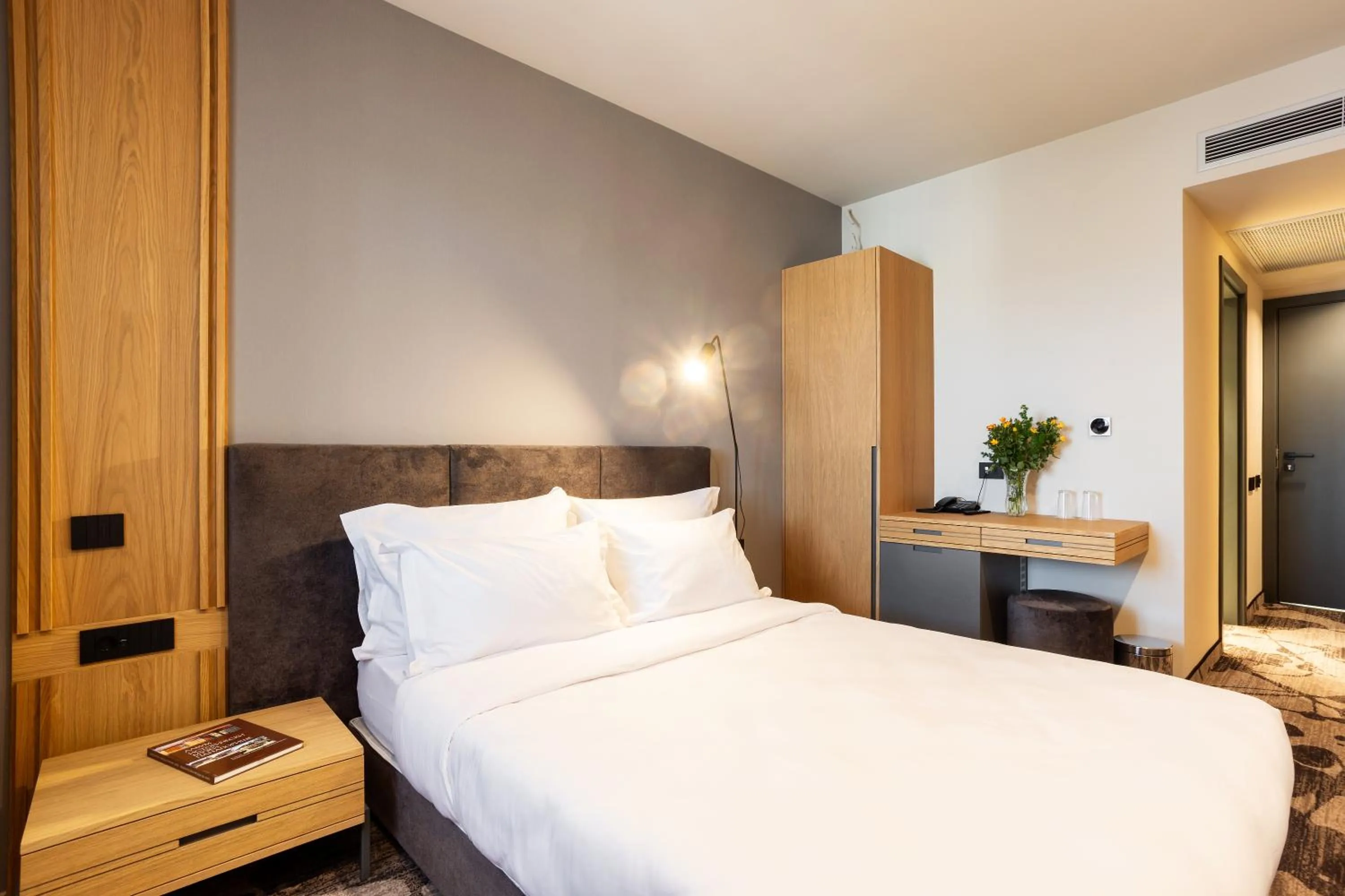 Bedroom, Bed in Kamengrad Hotel & SPA