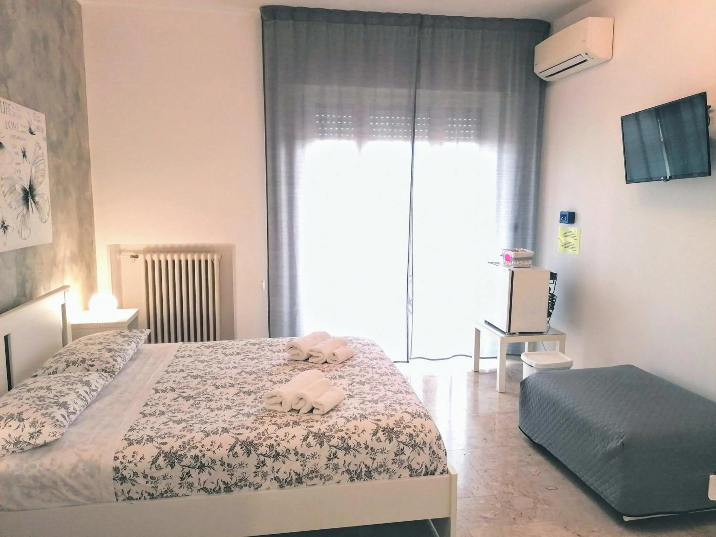 Bedroom, Bed in Tanzi Home