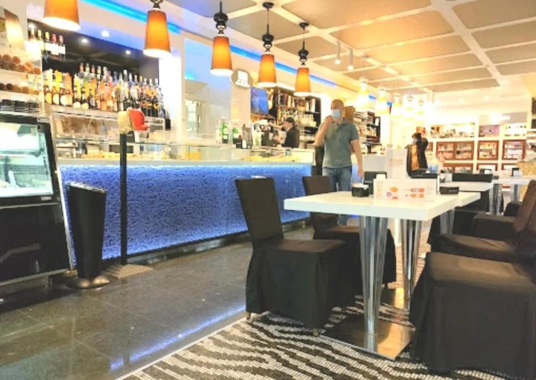 Restaurant/places to eat in Tanzi Home