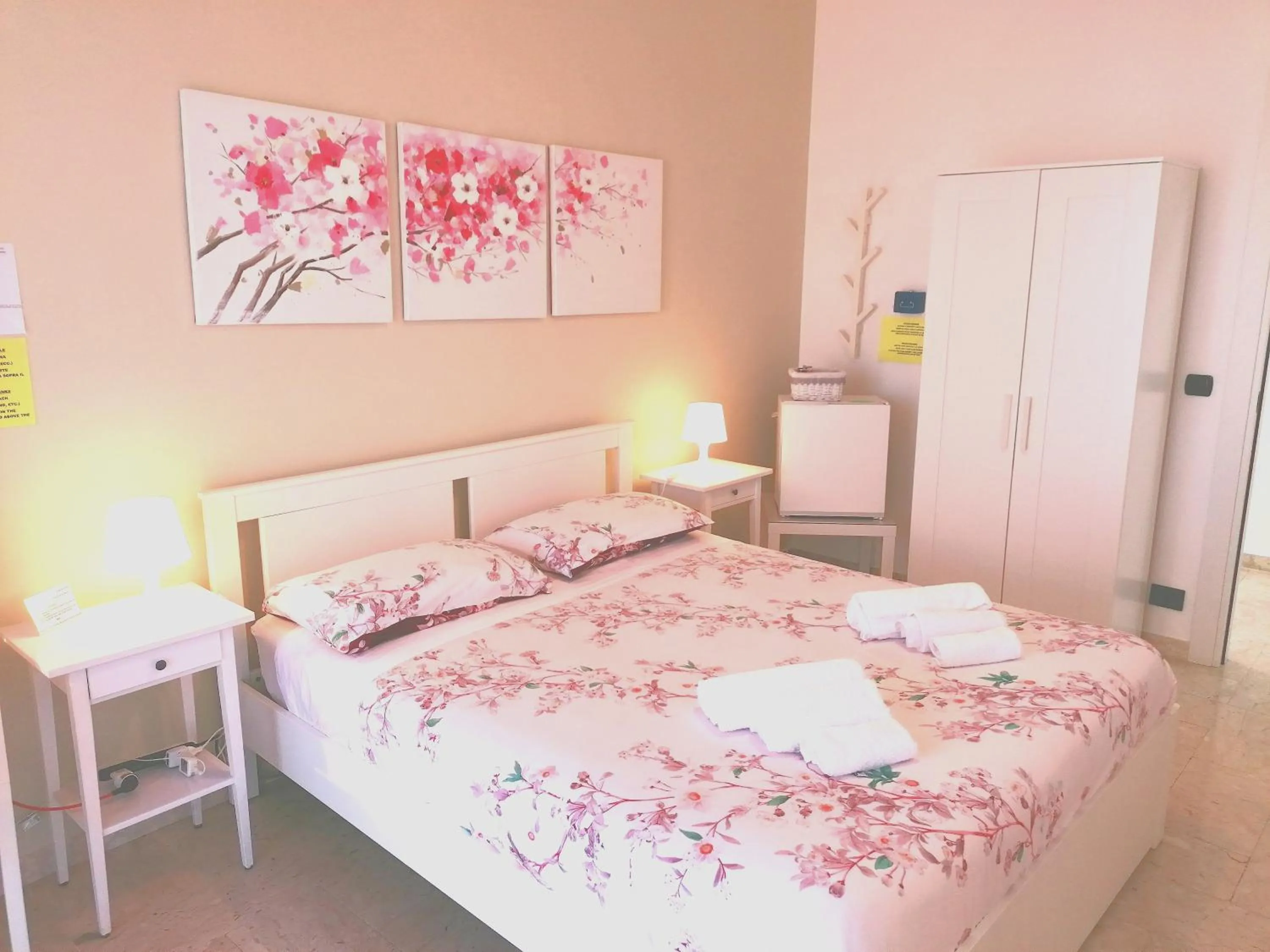 Bedroom, Bed in Tanzi Home