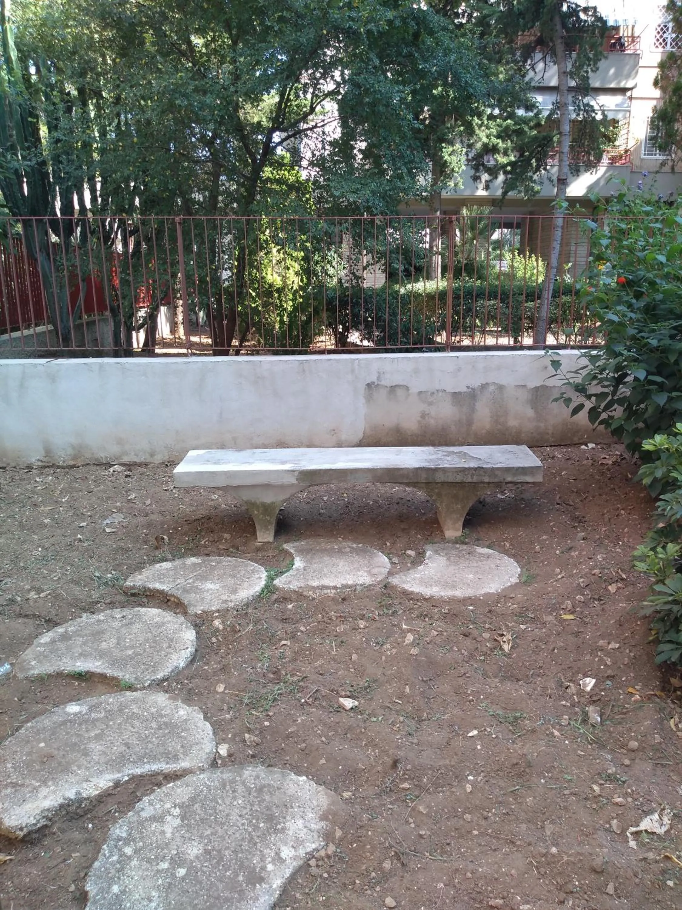 Garden view in Tanzi Home