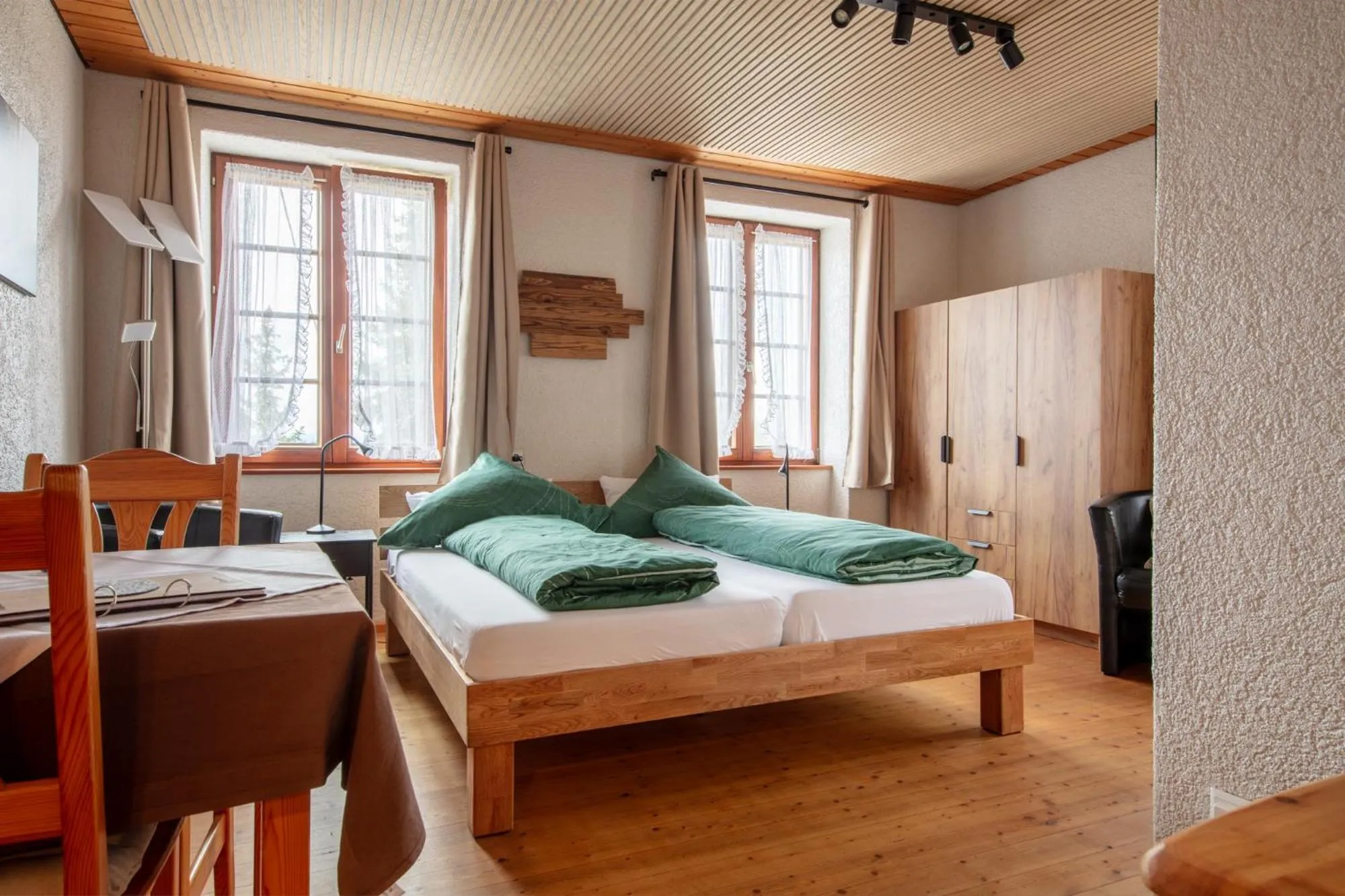 Photo of the whole room, Bed in Gästehaus Kaltenbach