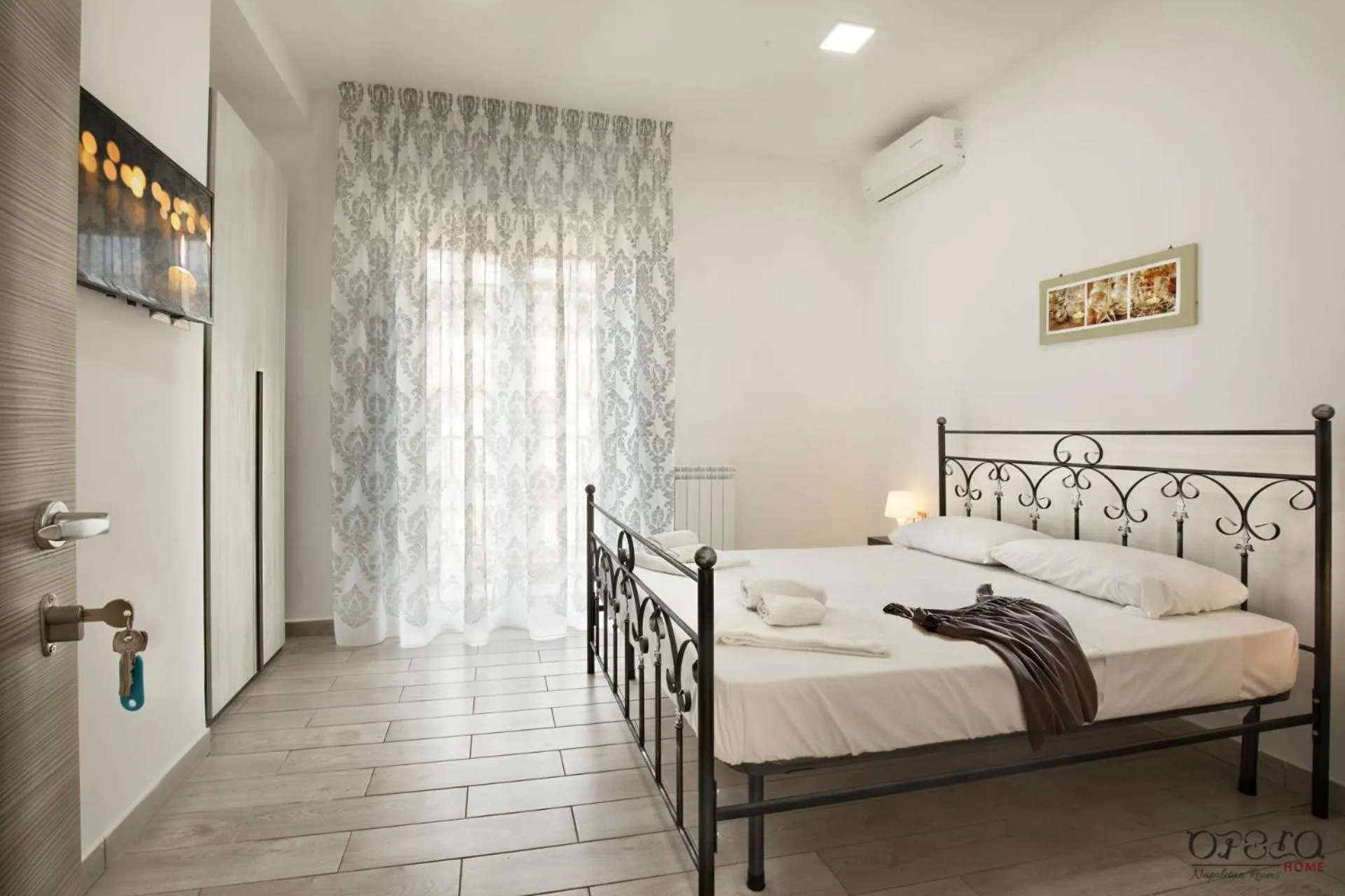 Other, Bed in Opera Home Principe Umberto