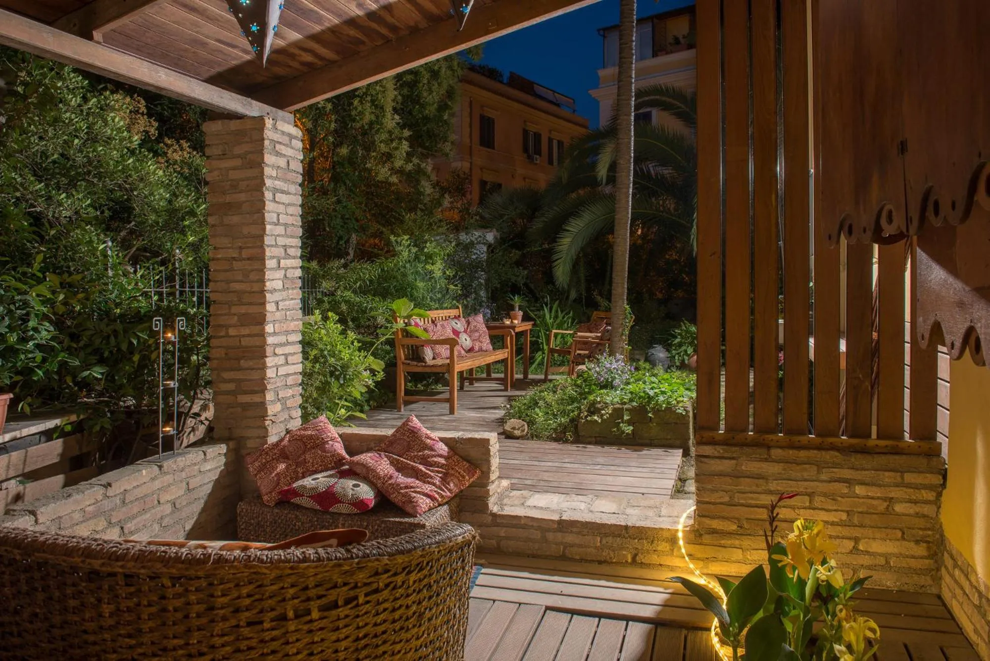 Patio in Palm Gallery Hotel