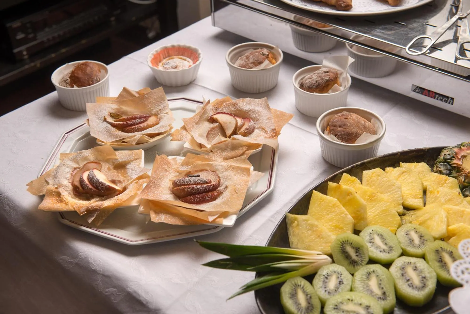 American breakfast in Palm Gallery Hotel