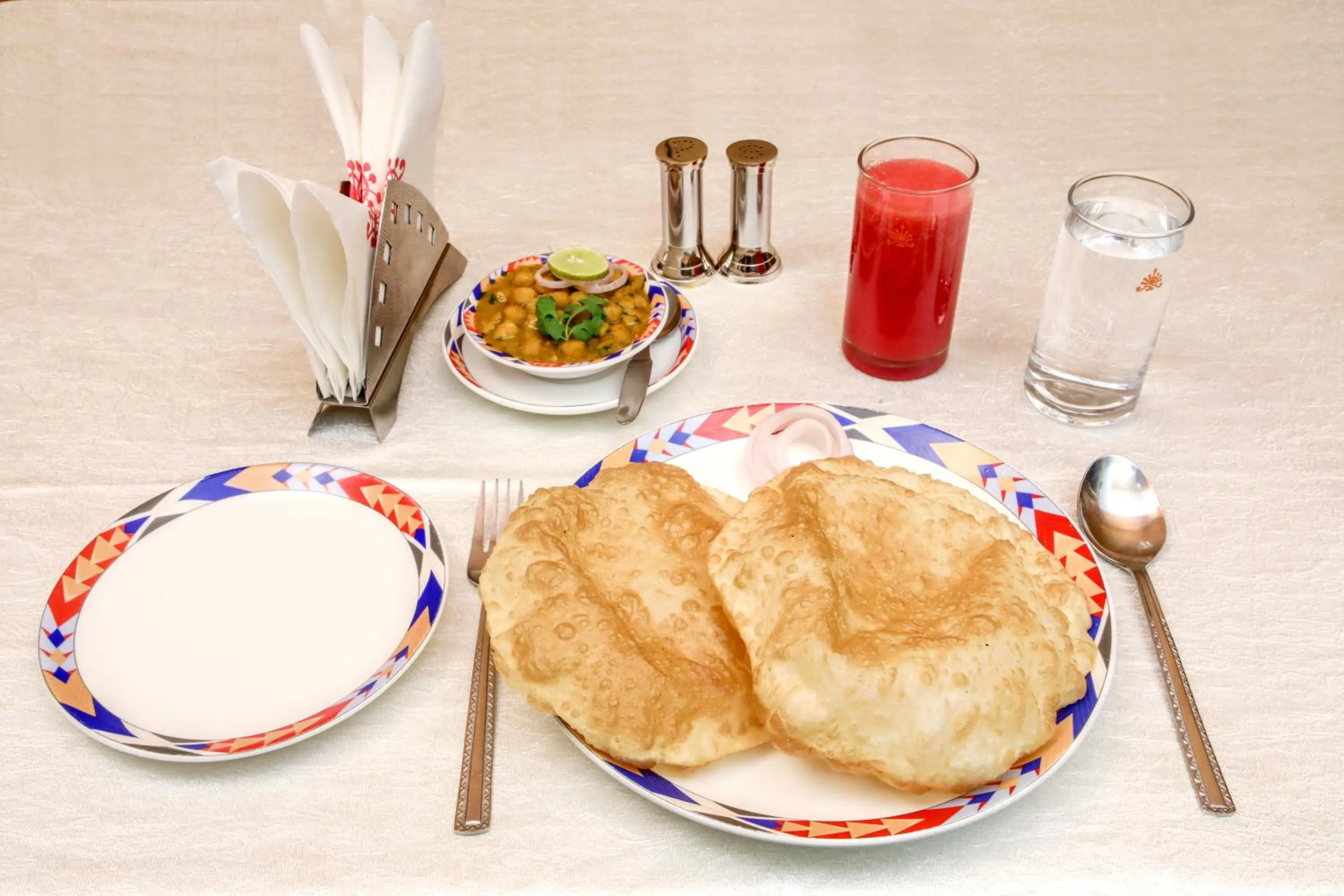 Ramoji Film City- Tara Comfort Hotel