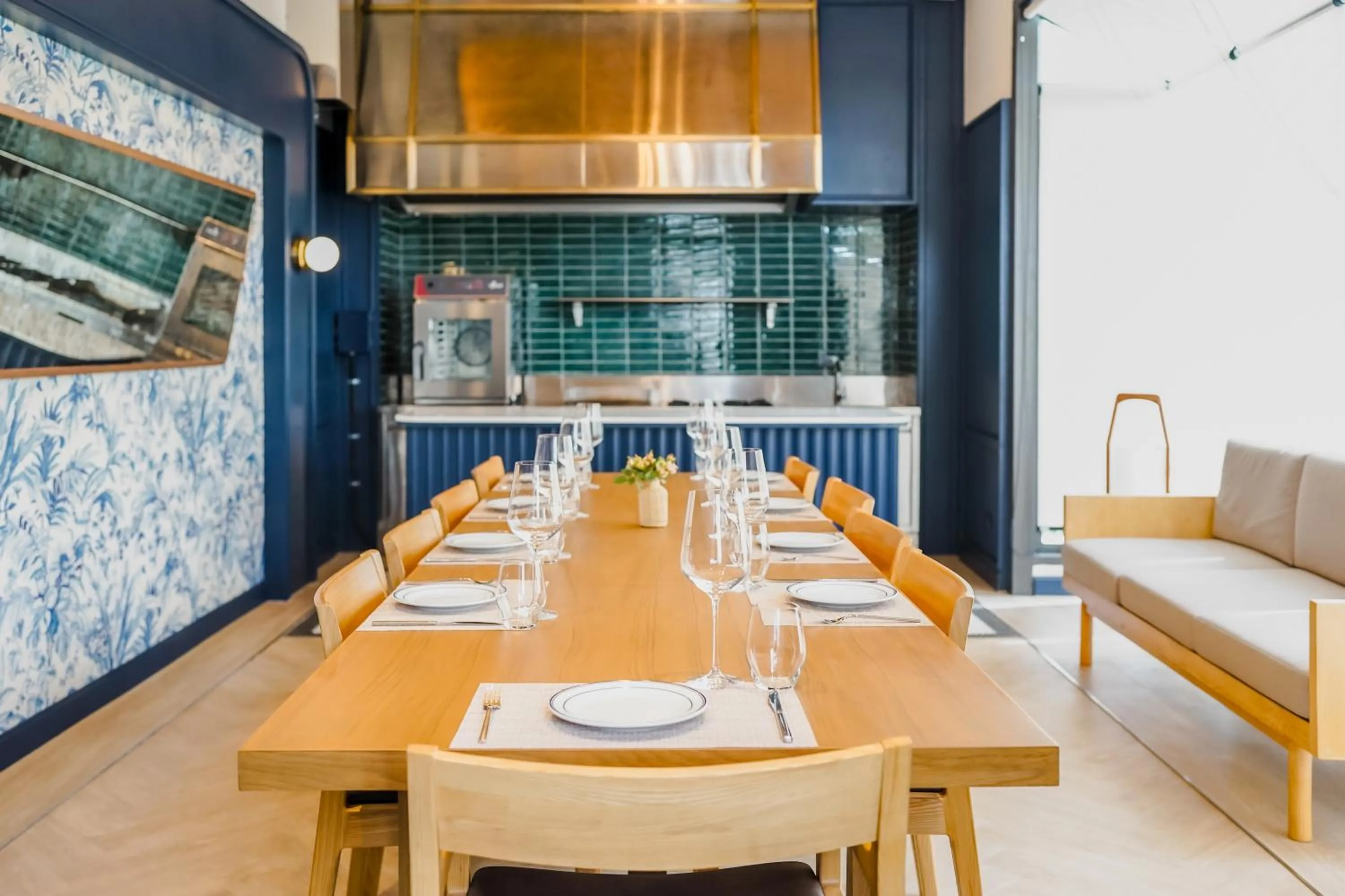 Restaurant/places to eat in Health Land Resort & Spa