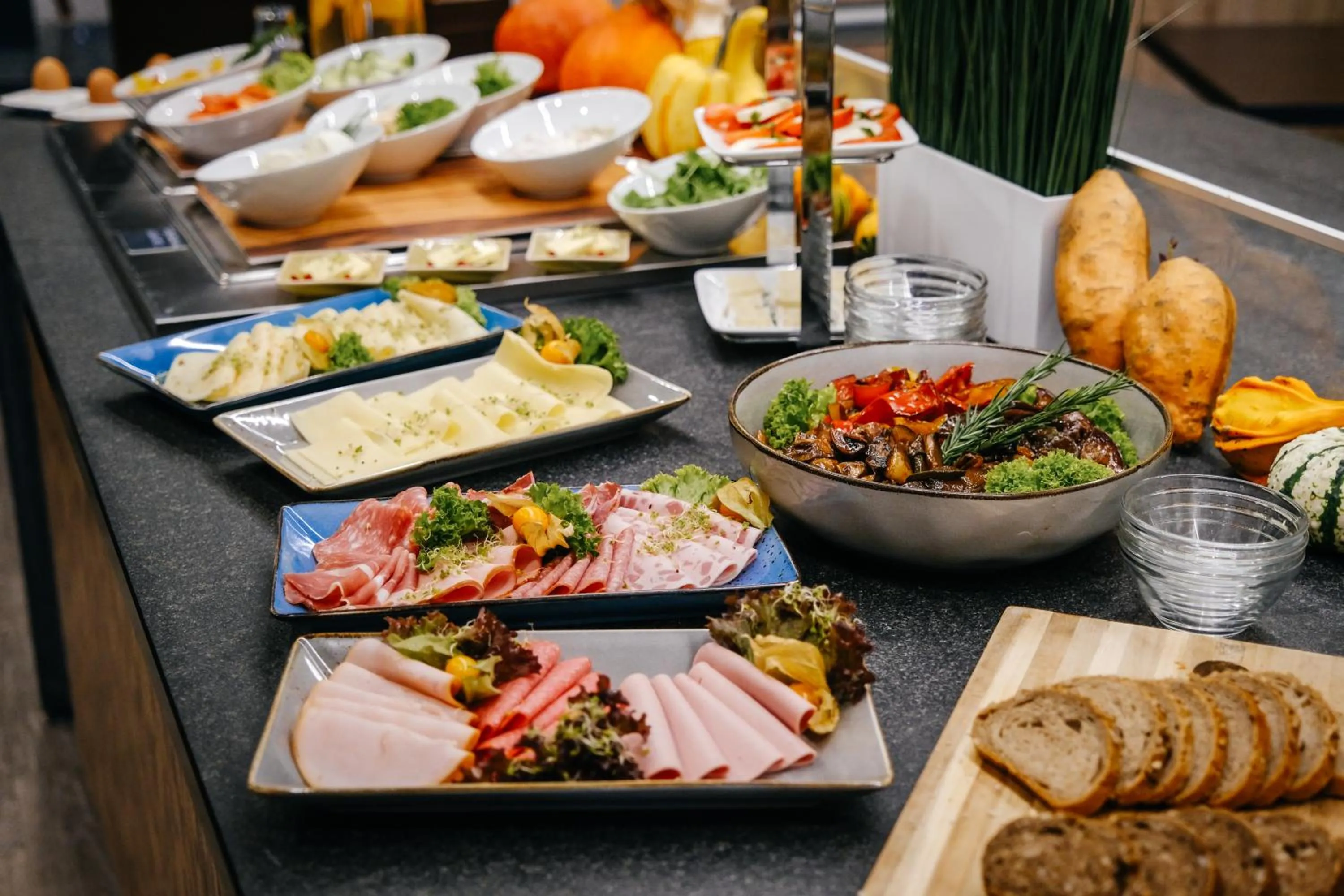 Breakfast in Hotel Global Inn