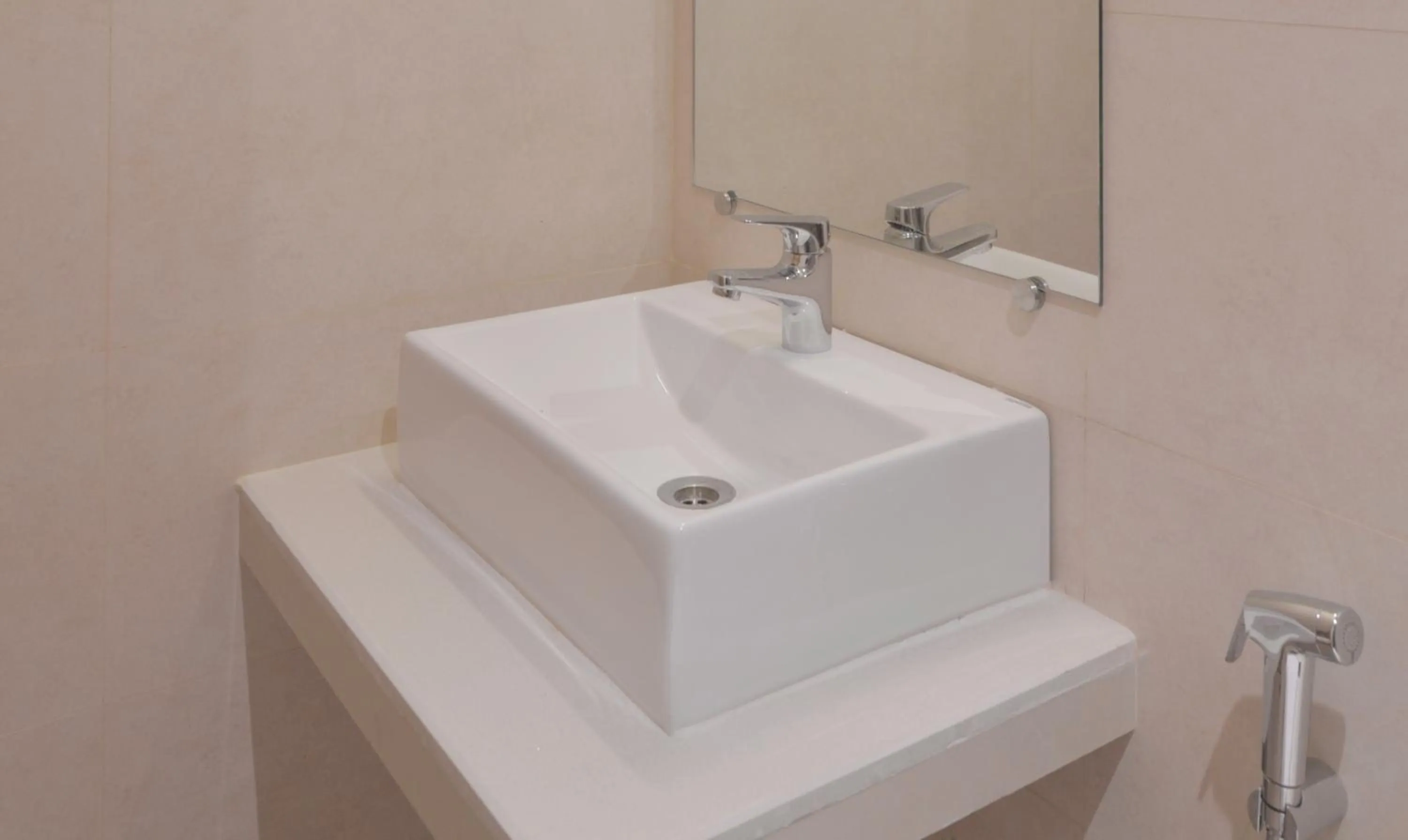 Bathroom in Hotel West Blue