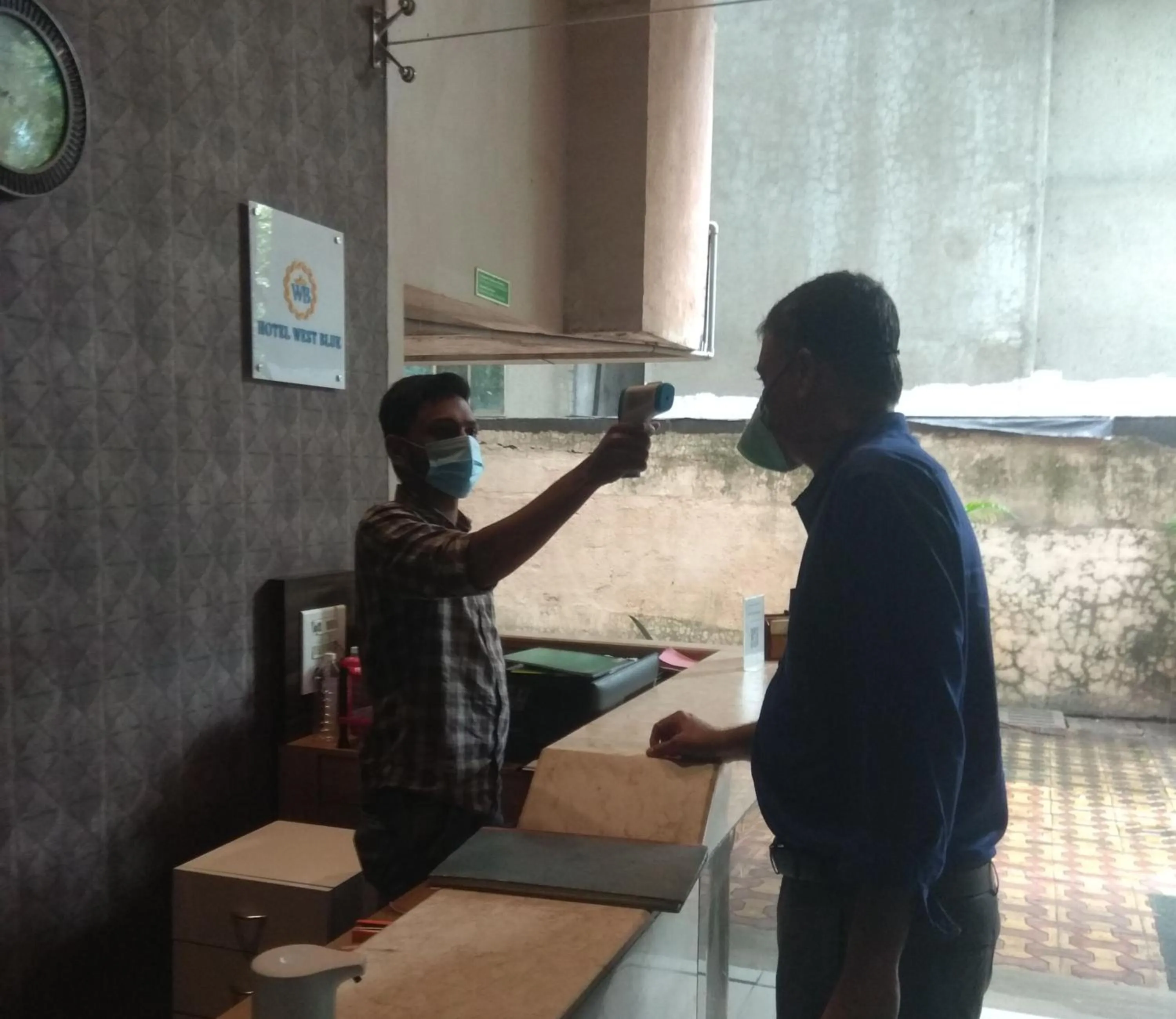 Facade/entrance in Hotel West Blue