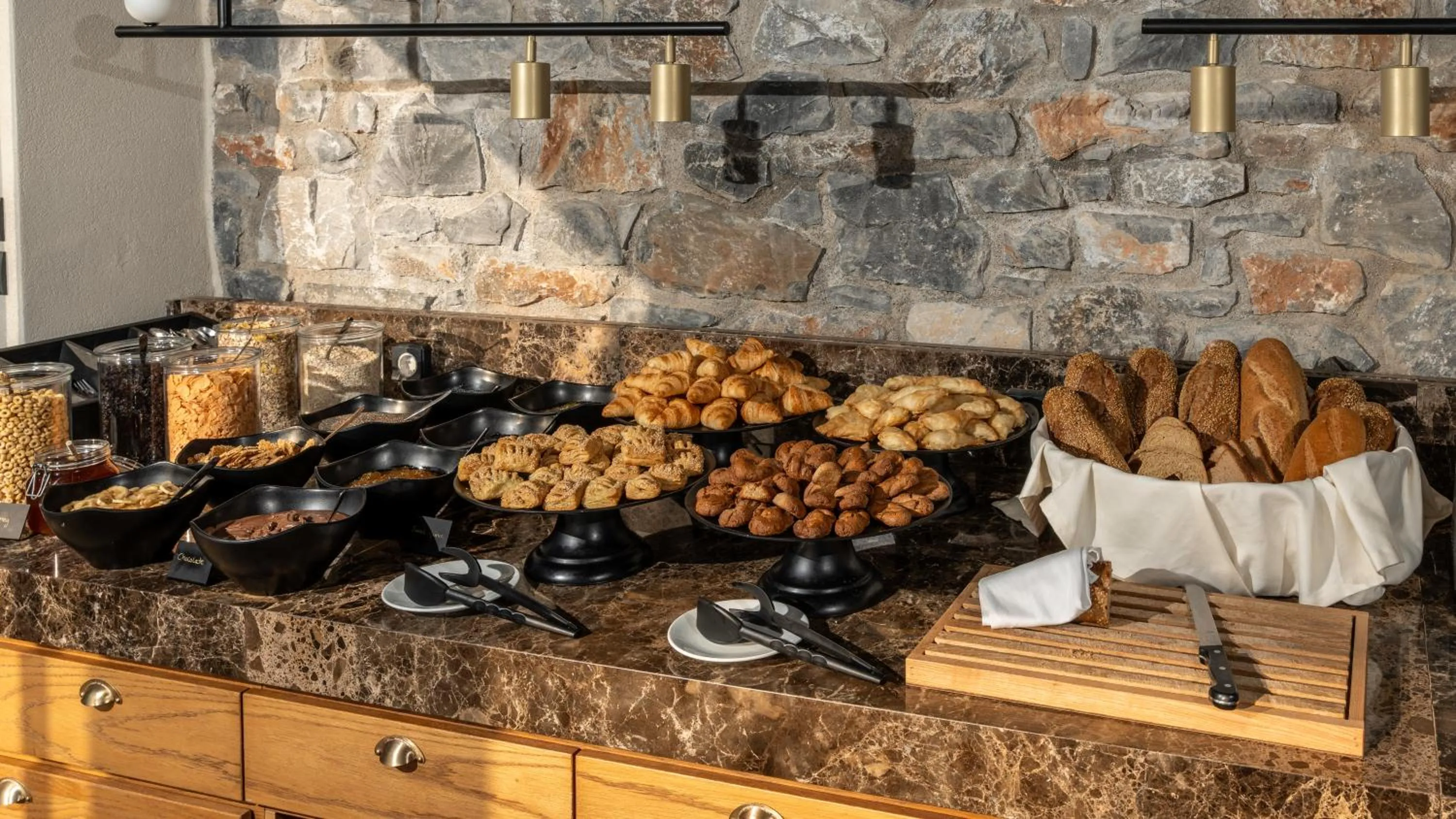 Food in Happy Cretan Suites