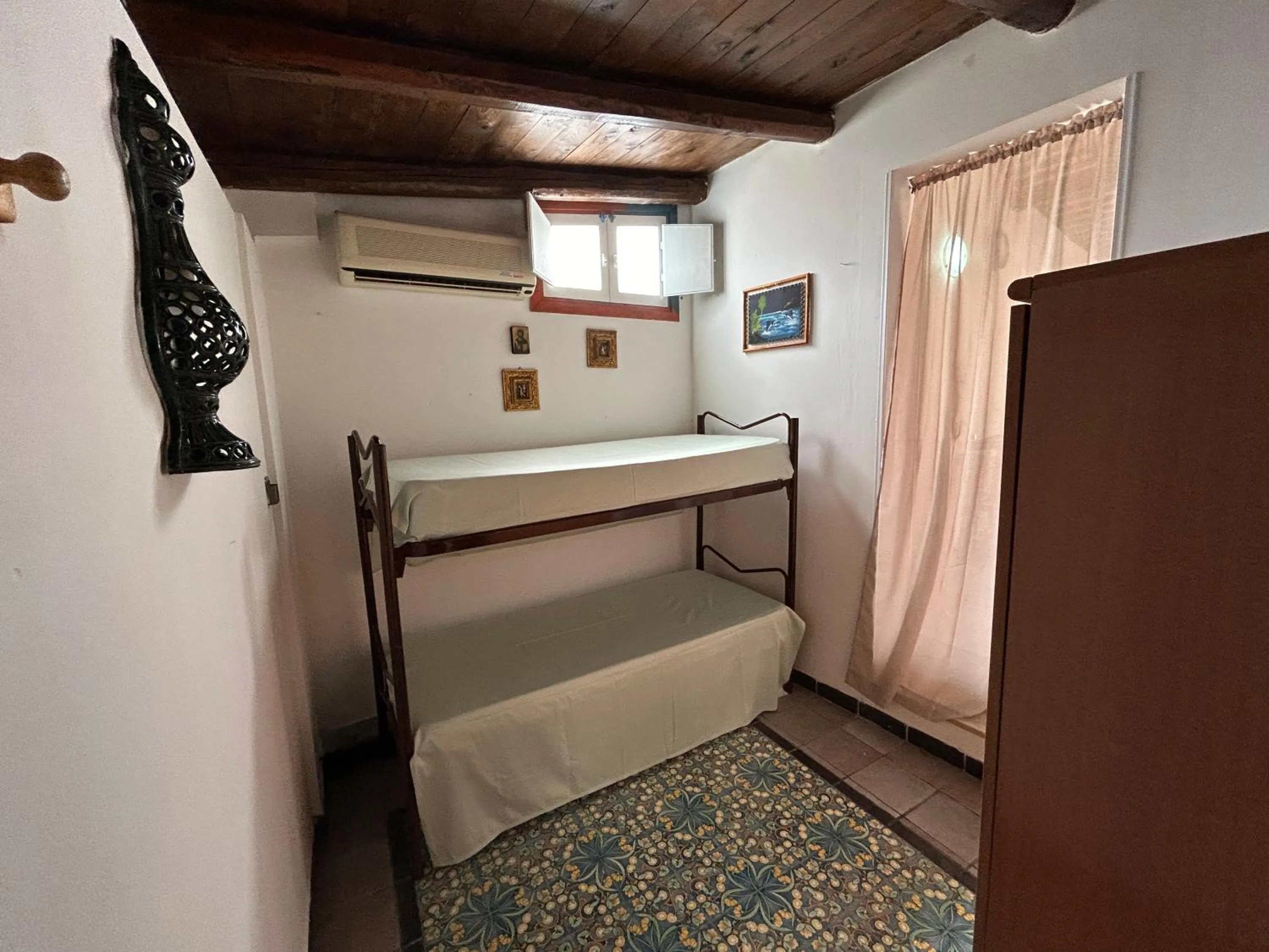 Photo of the whole room, Bed in Federico Re