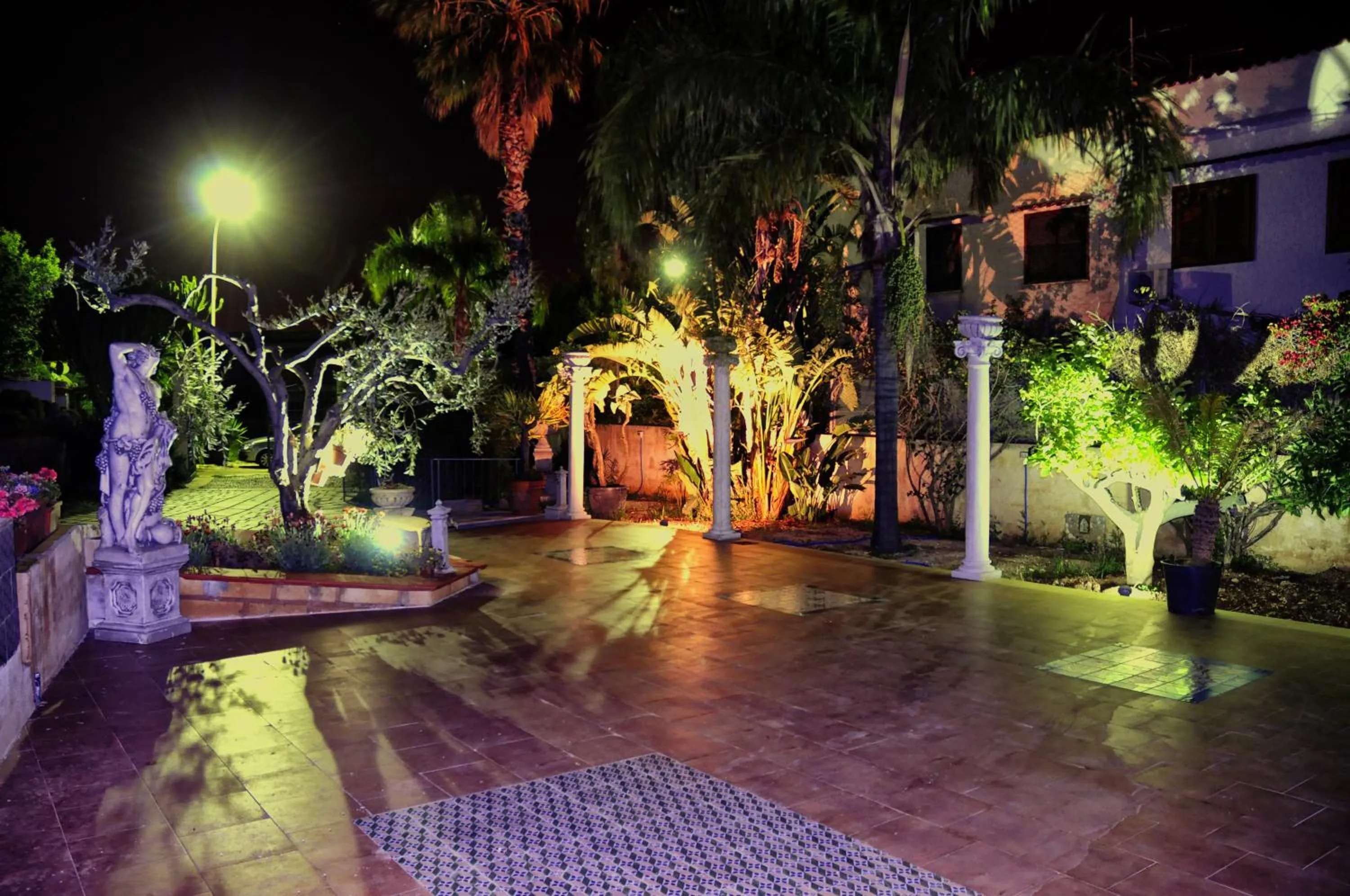 Property building in Federico Re