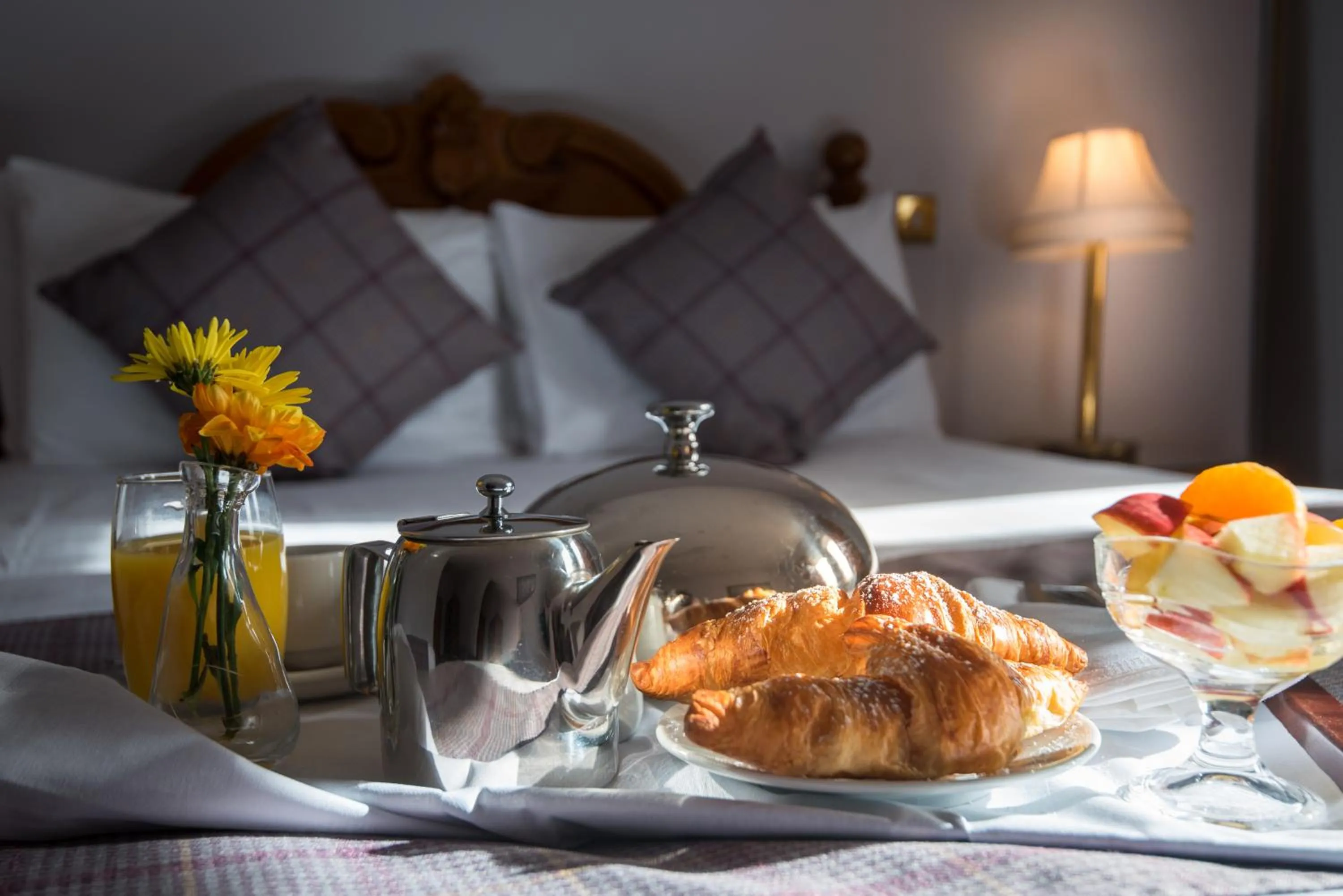 Coffee/tea facilities, Bed in Jackson's Hotel & Leisure Centre