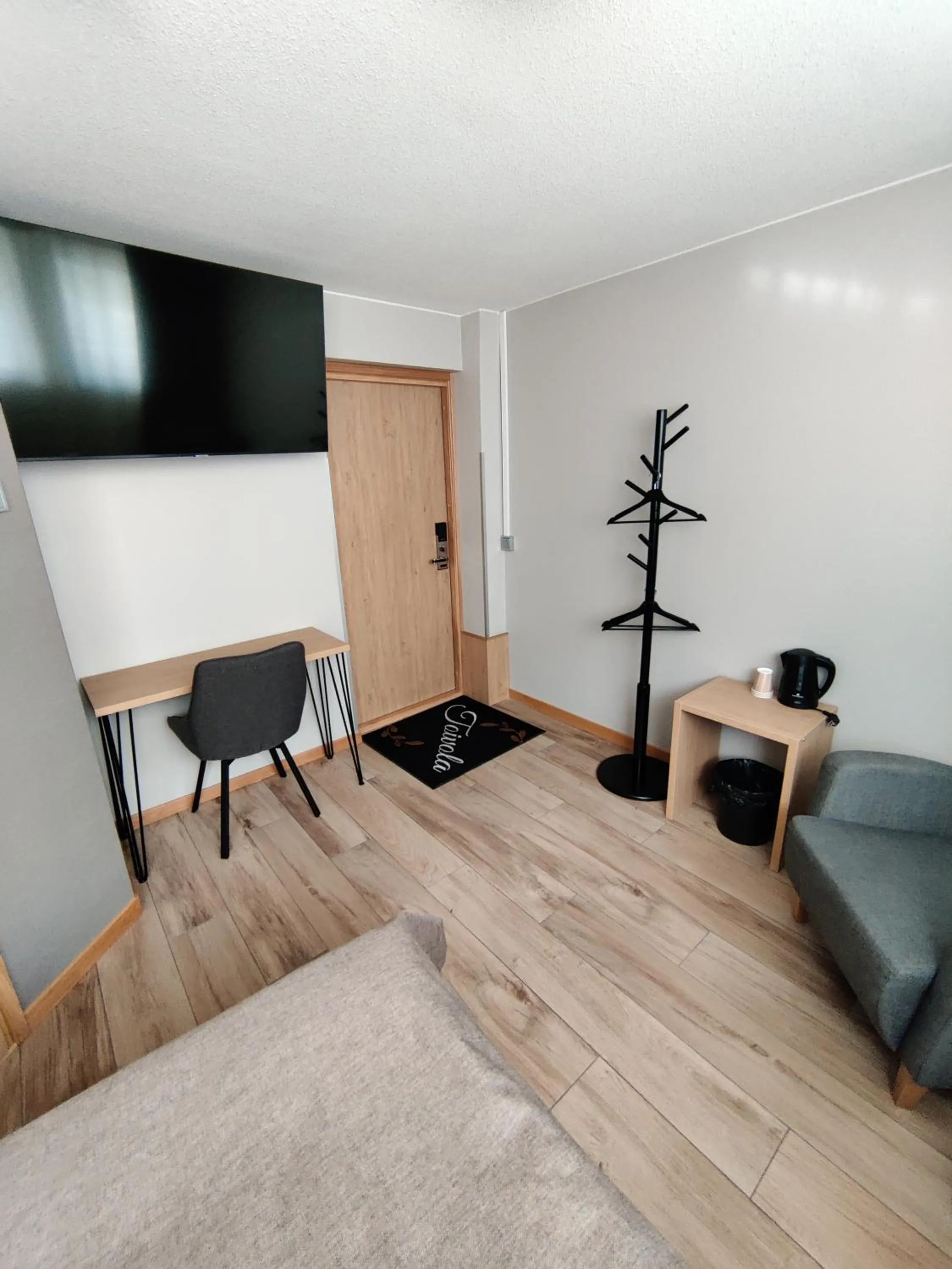 Photo of the whole room in Hotelli Toivola