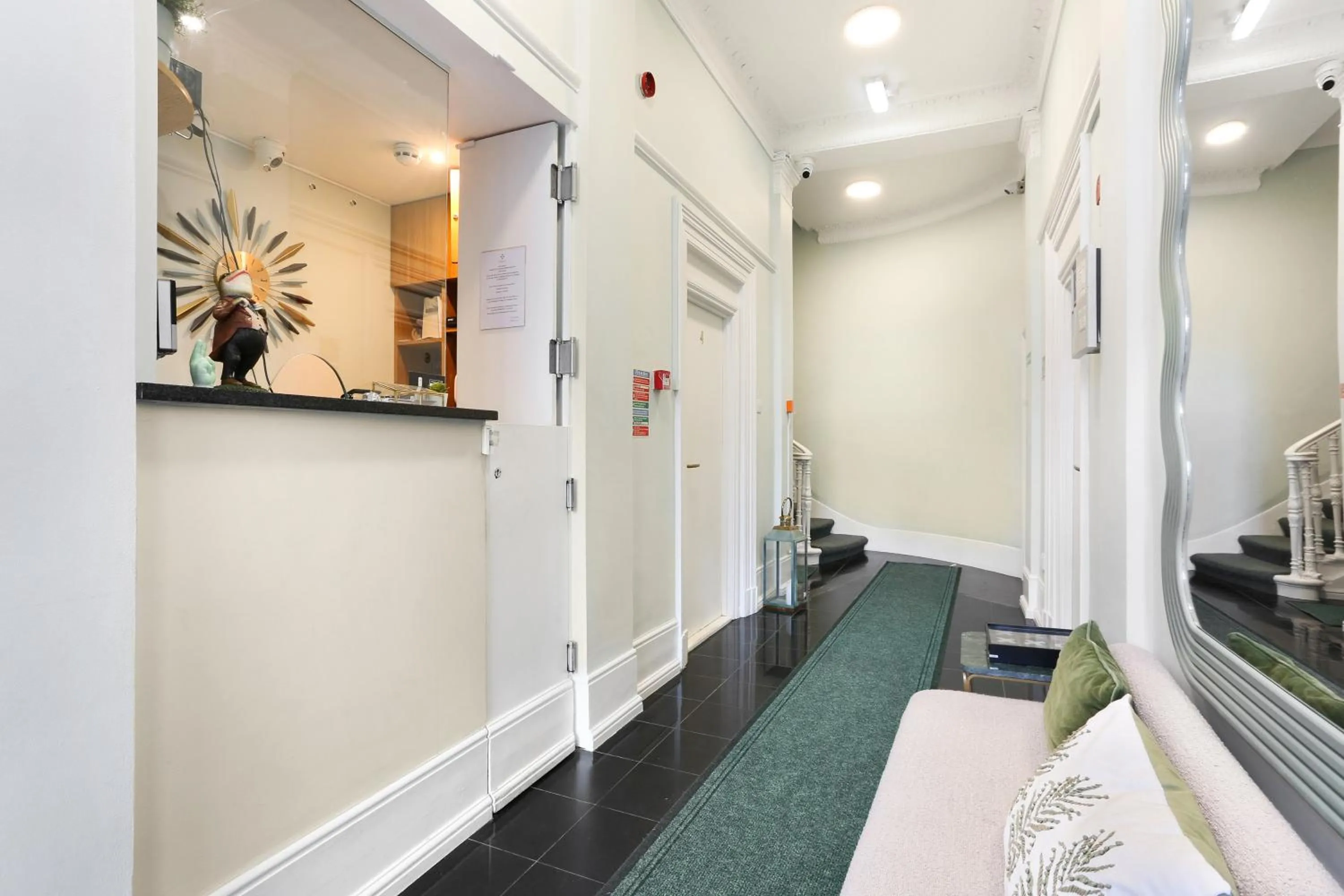 Property building in BeiRoom Hyde Park Apartments